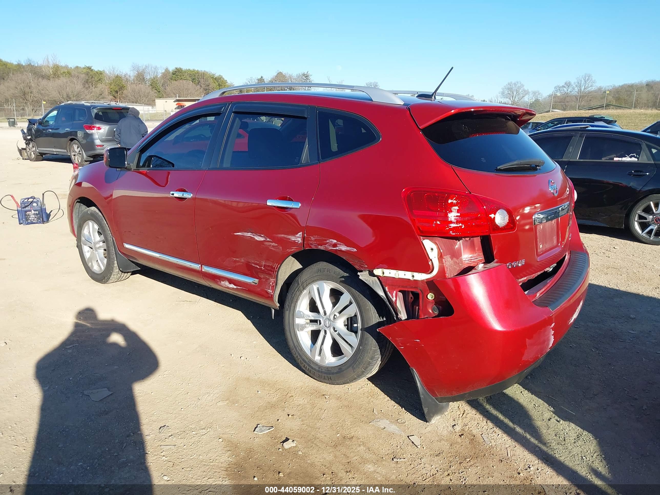 NISSAN ROGUE image 3