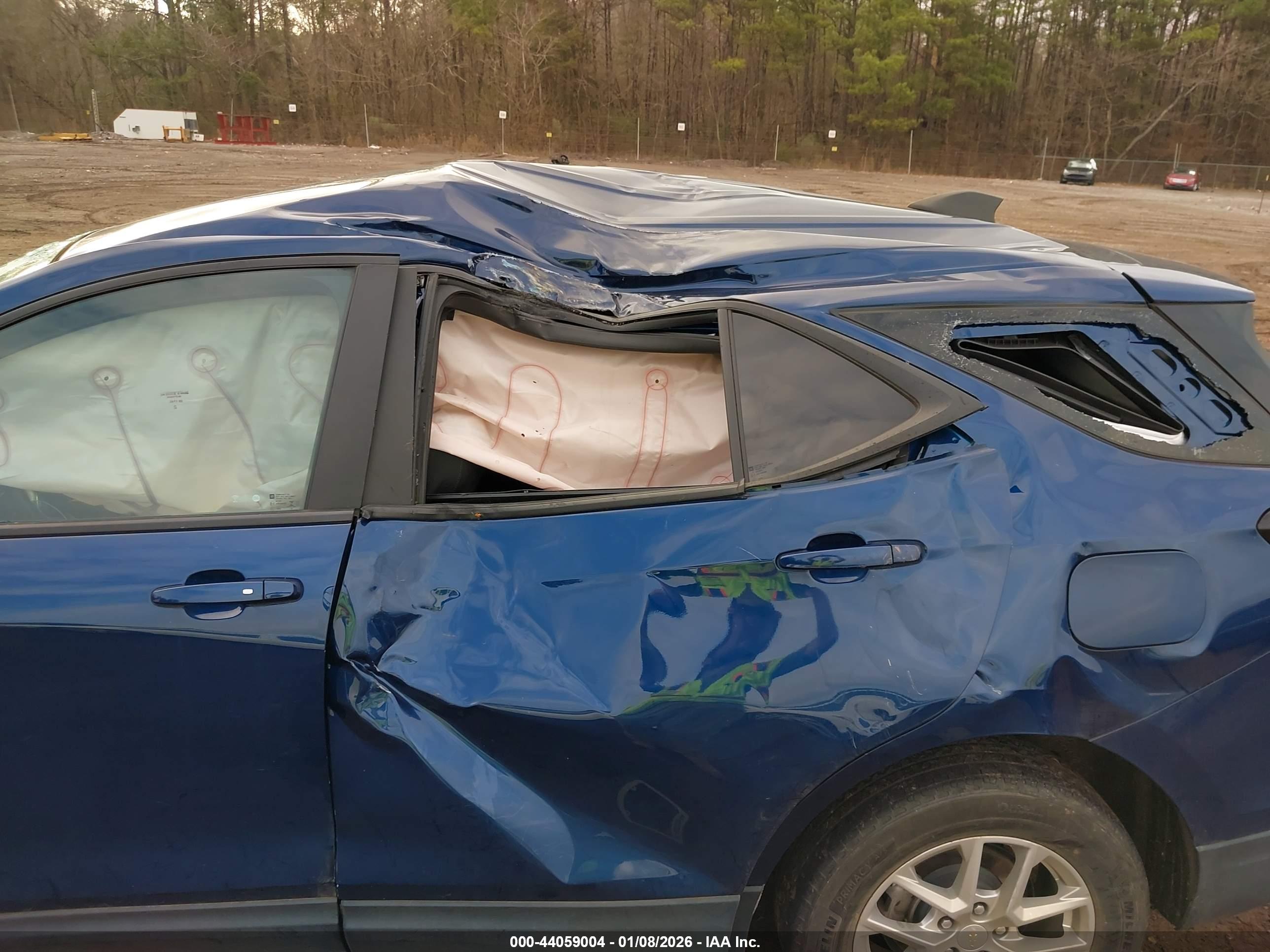 CHEVROLET EQUINOX image 6