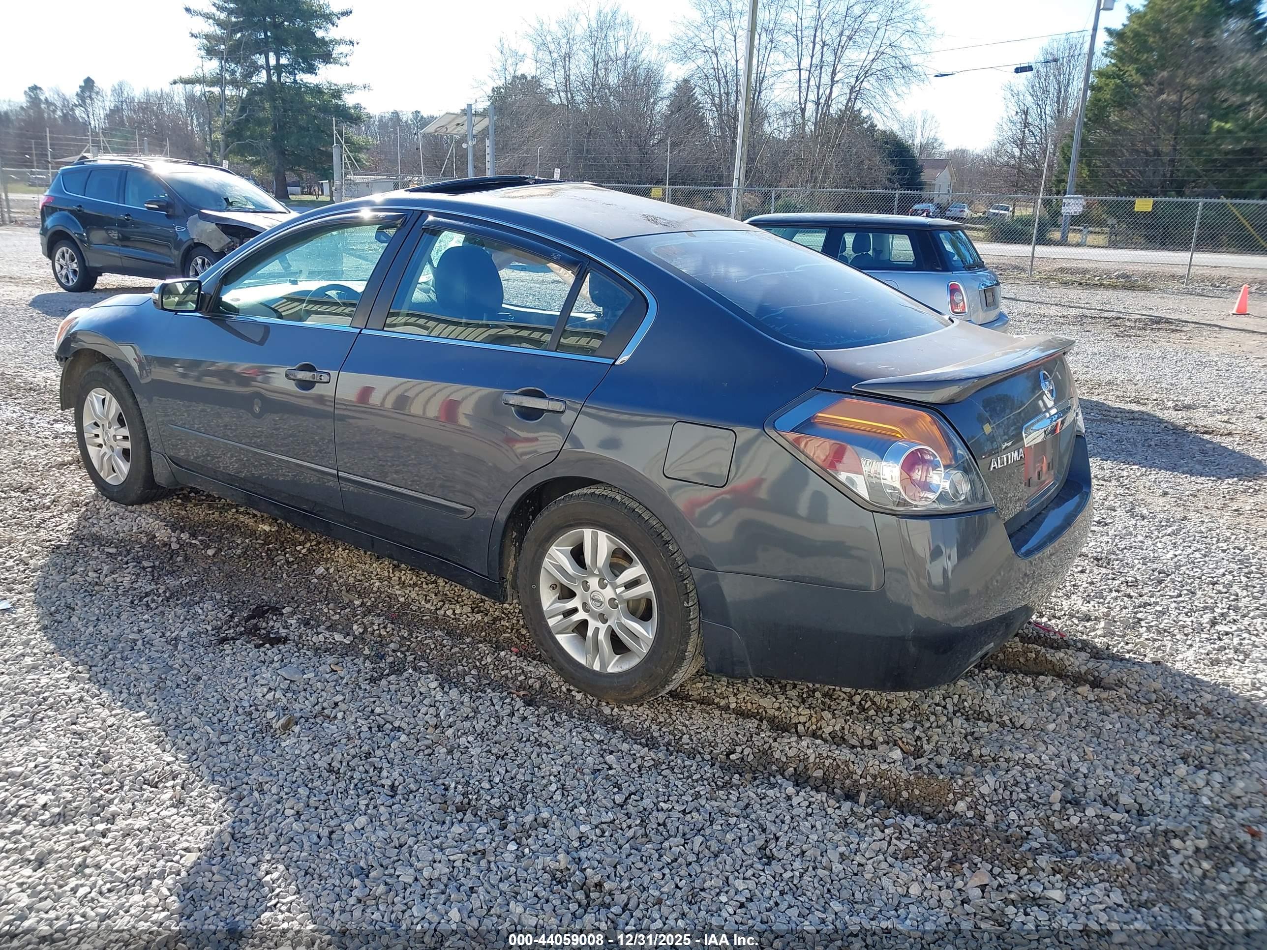 NISSAN ALTIMA image 3