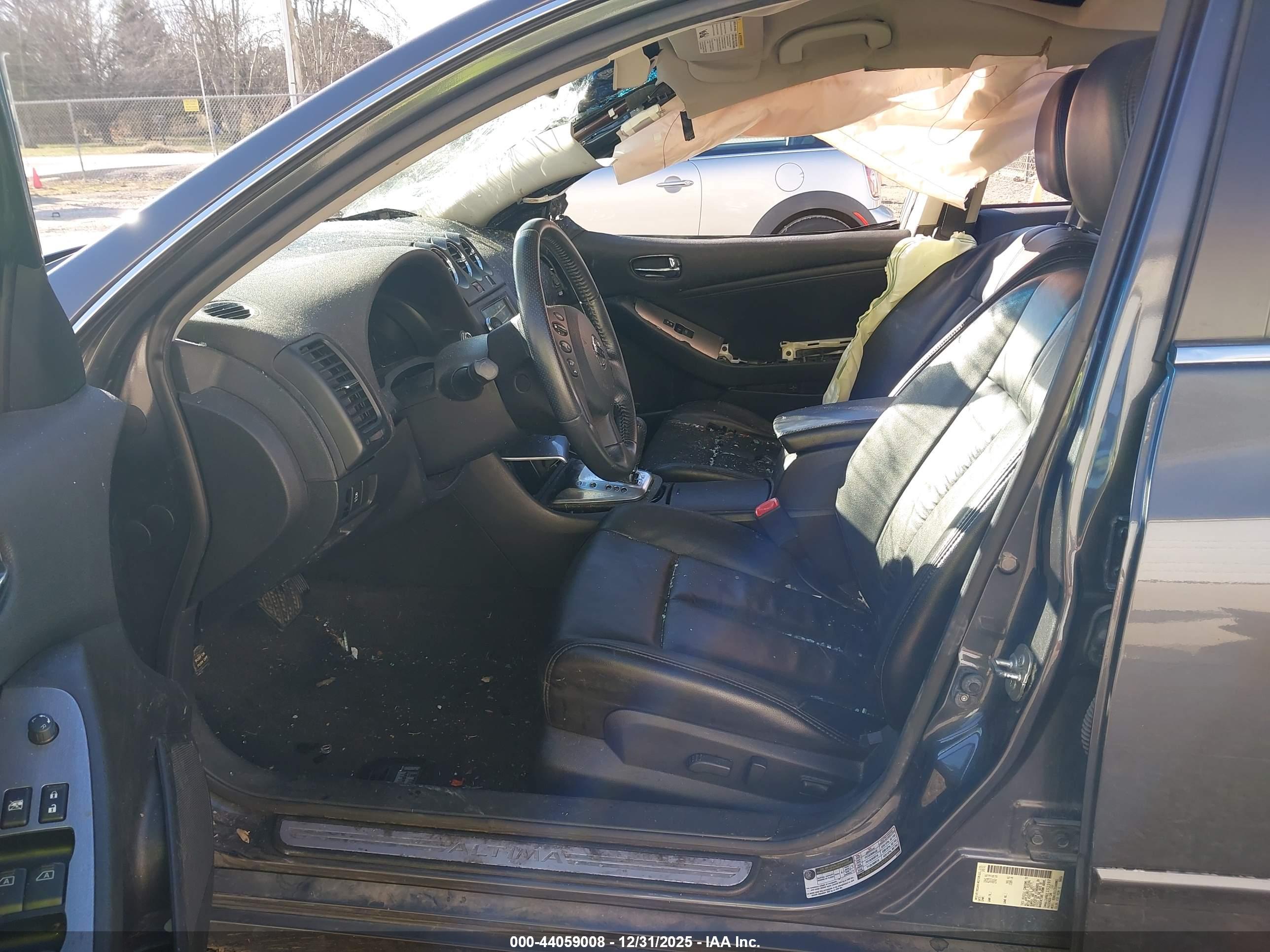 NISSAN ALTIMA image 5