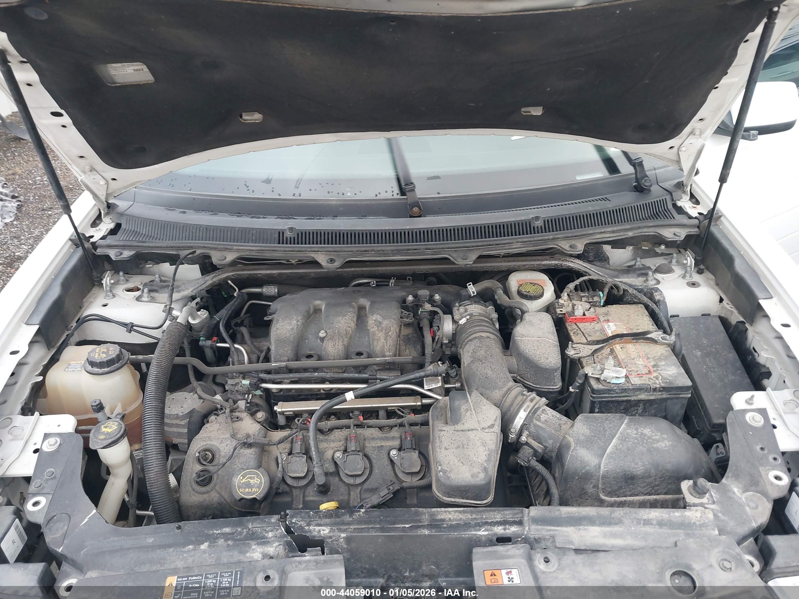 FORD FLEX image 10