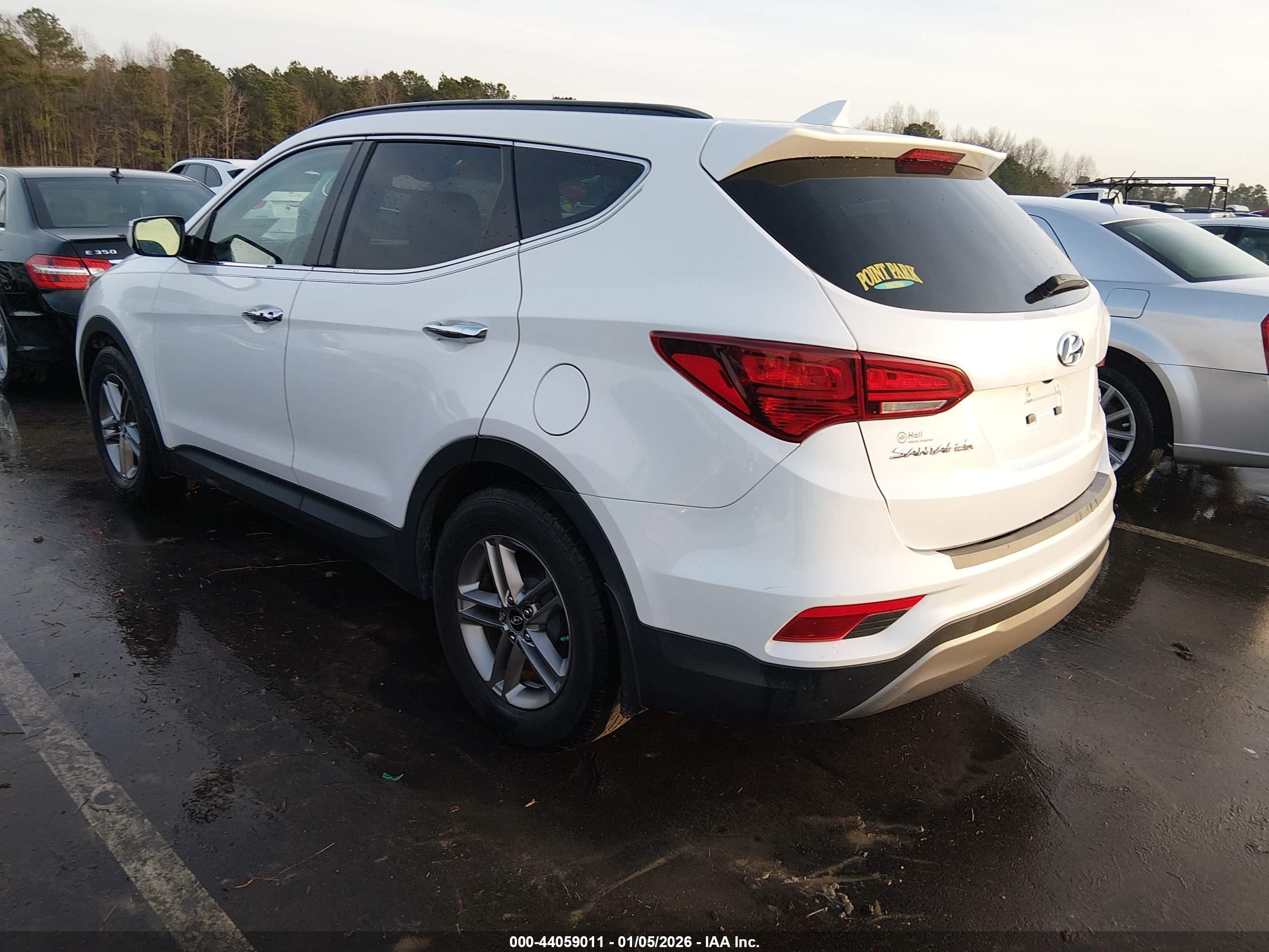 HYUNDAI SANTA image 3