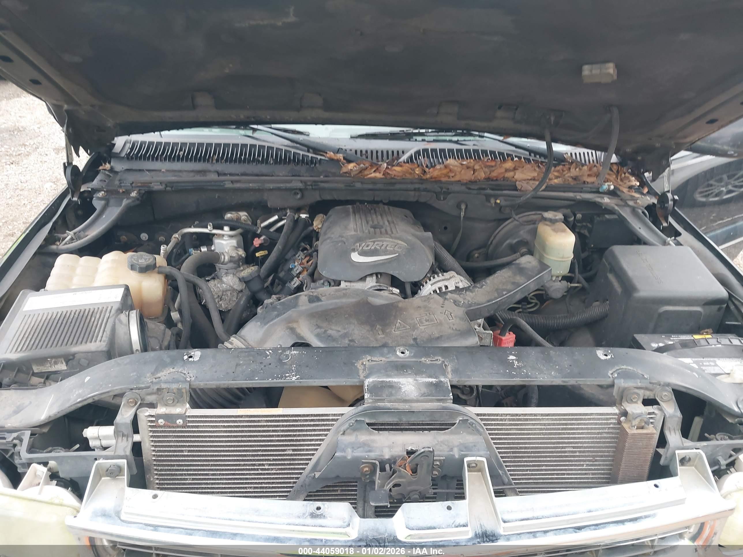 CHEVROLET TAHOE image 10