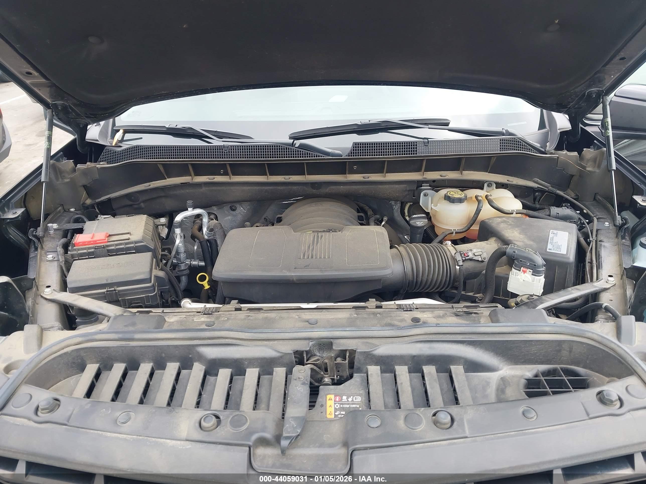 CHEVROLET SILVERADO image 10
