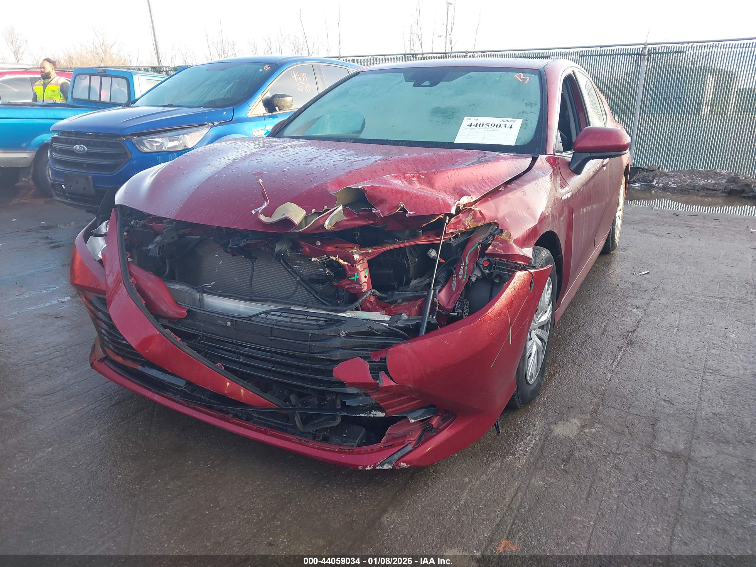 TOYOTA CAMRY image 2
