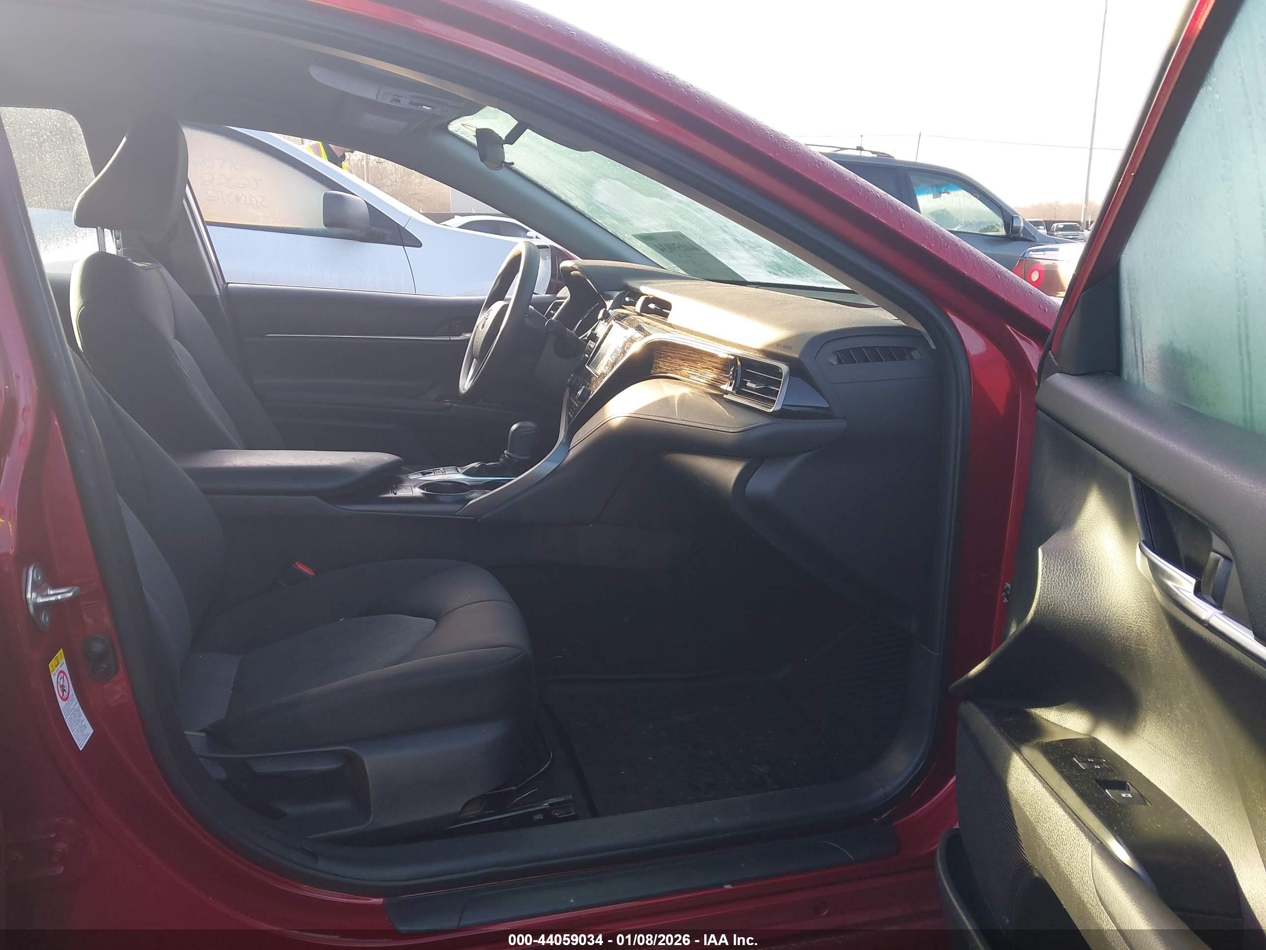 TOYOTA CAMRY image 5