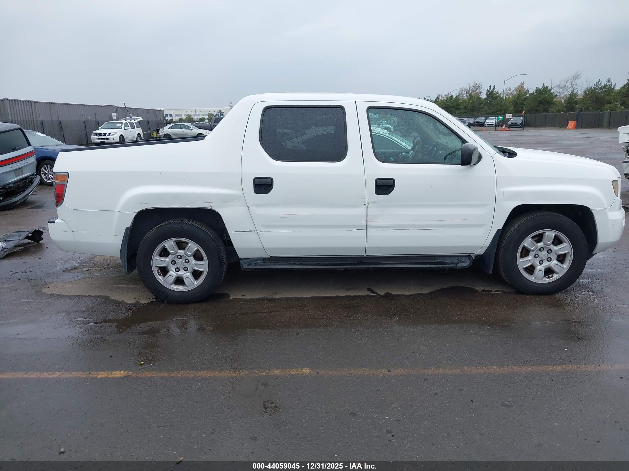 HONDA RIDGELINE image 6