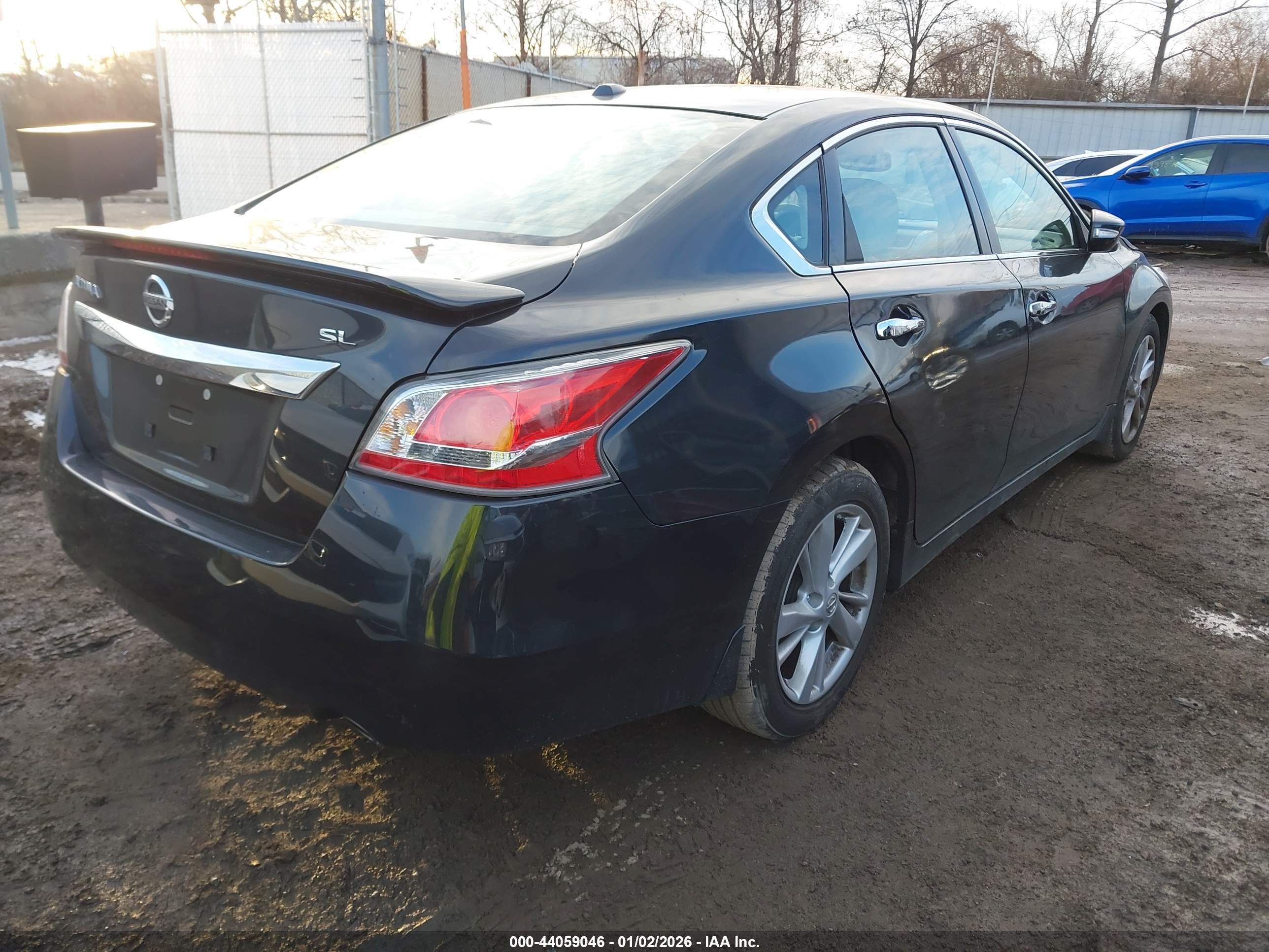 NISSAN ALTIMA image 4