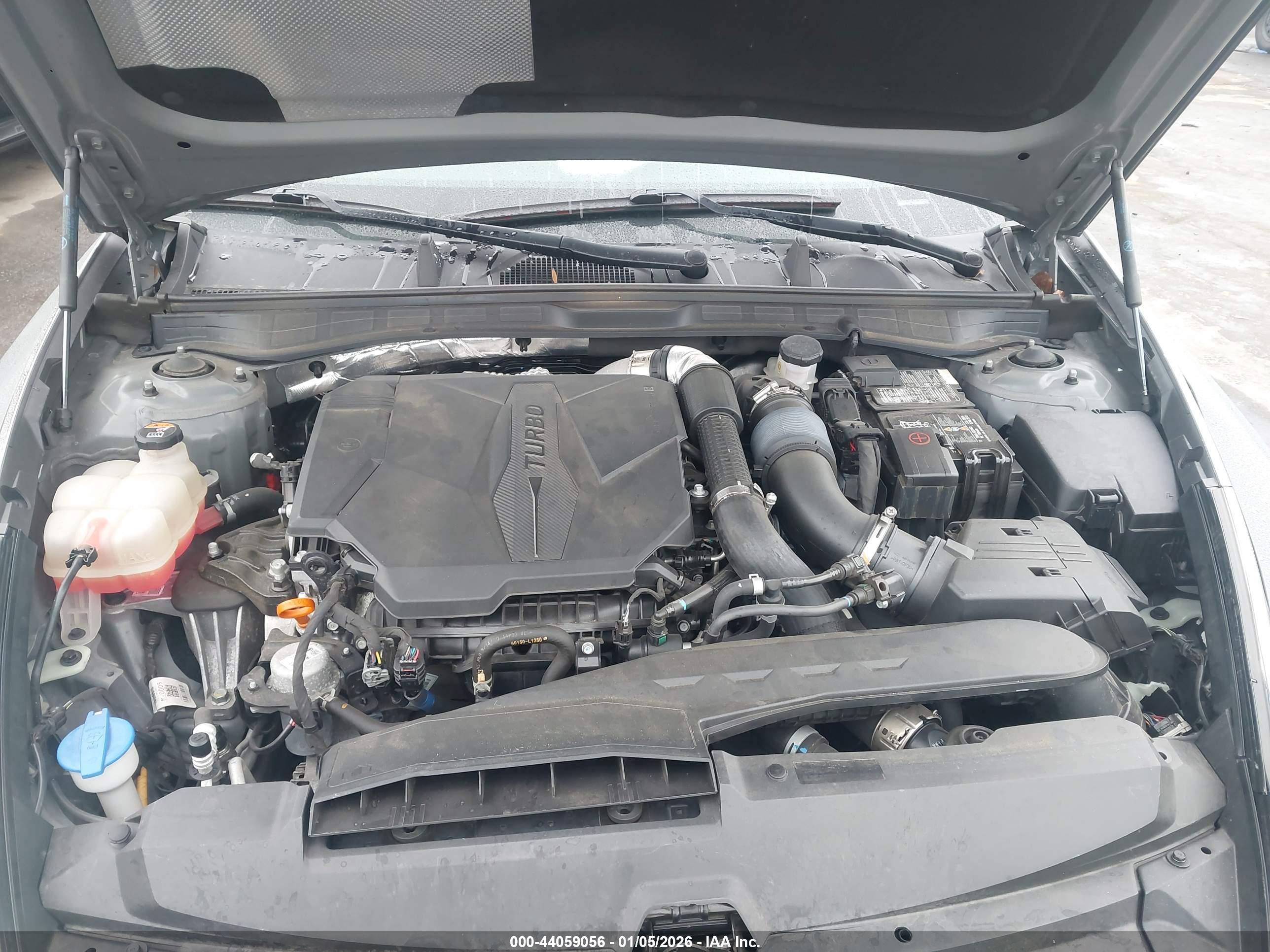 HYUNDAI SONATA image 10