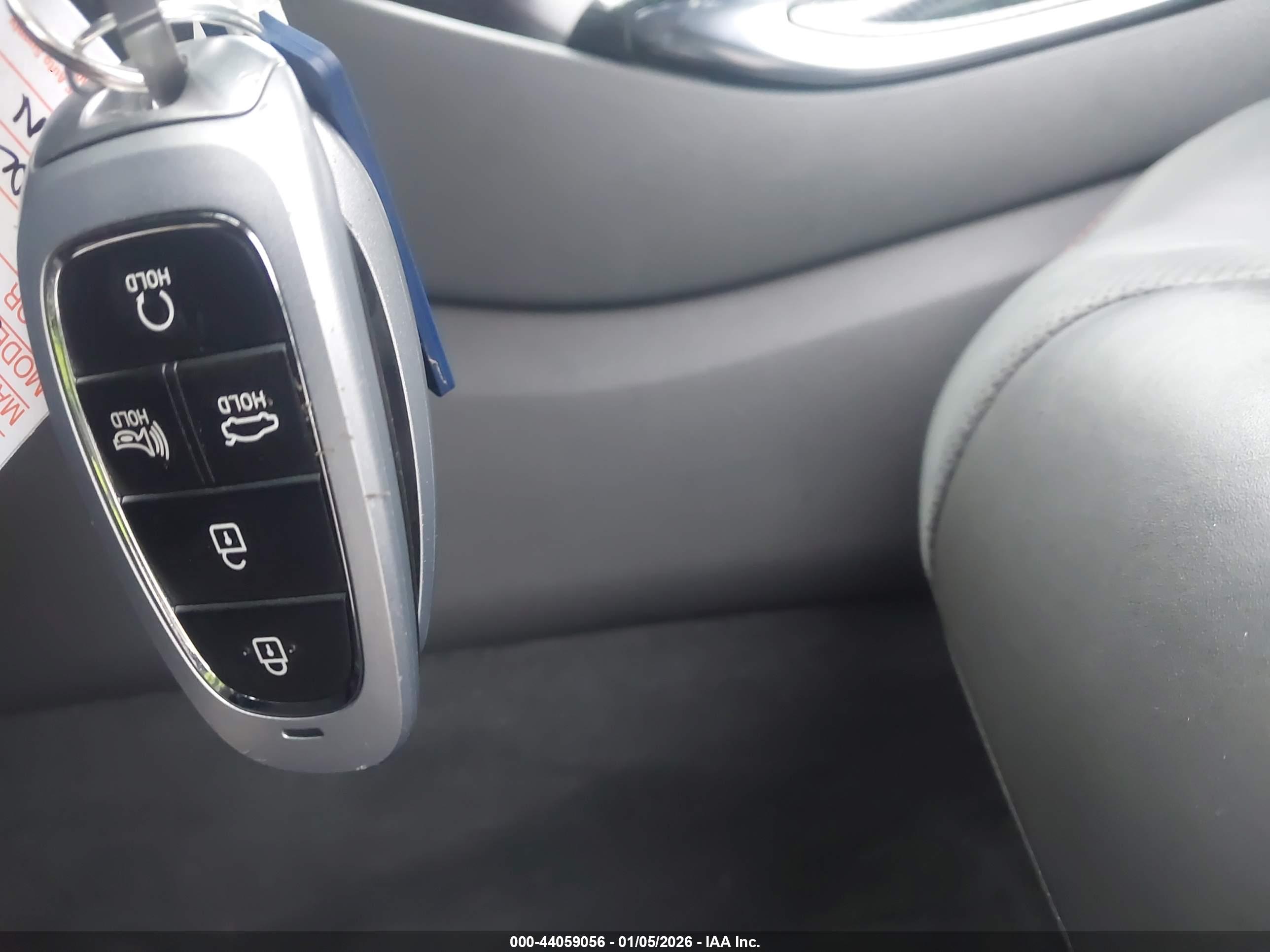 HYUNDAI SONATA image 11
