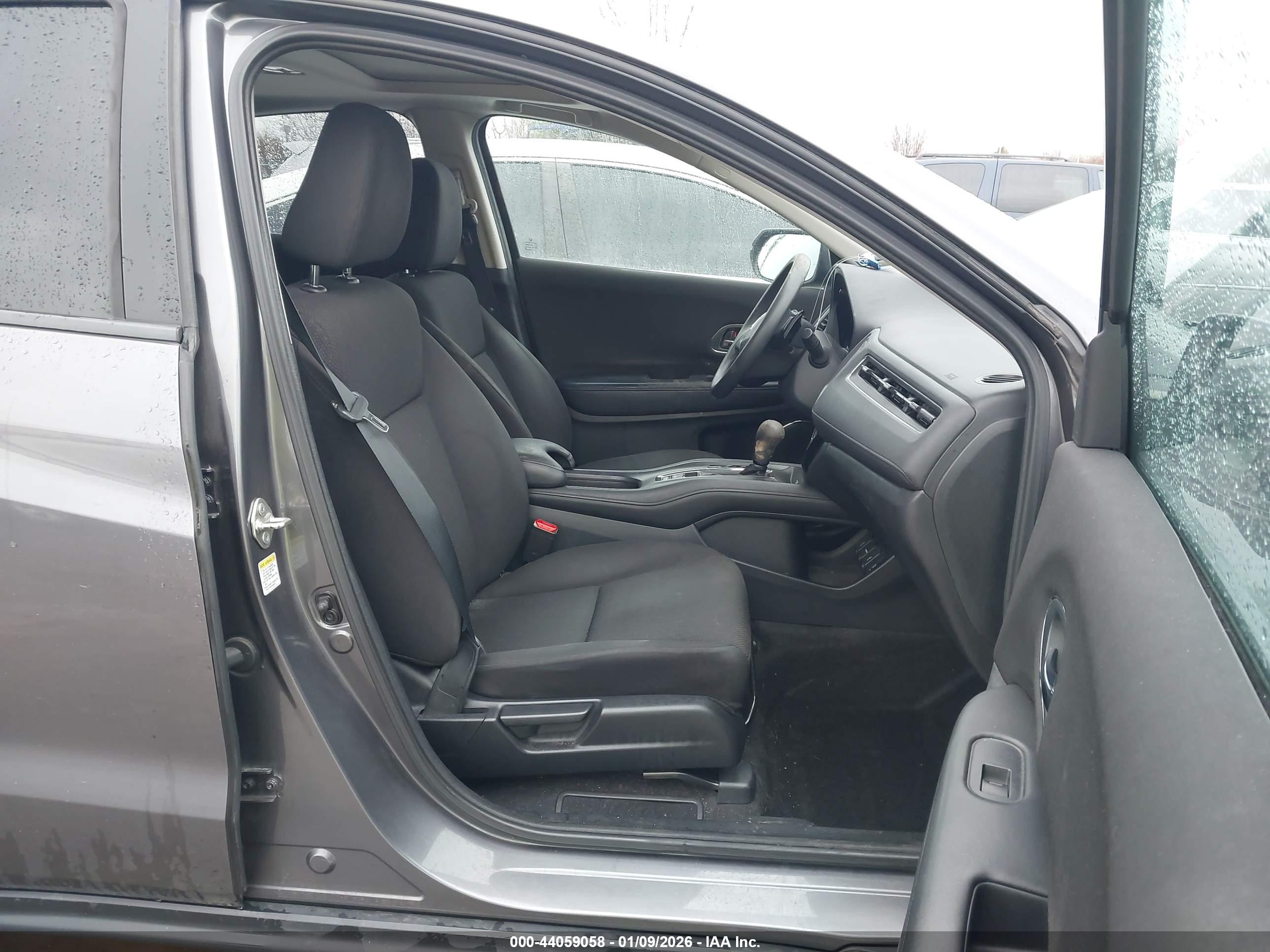 HONDA HR-V image 5