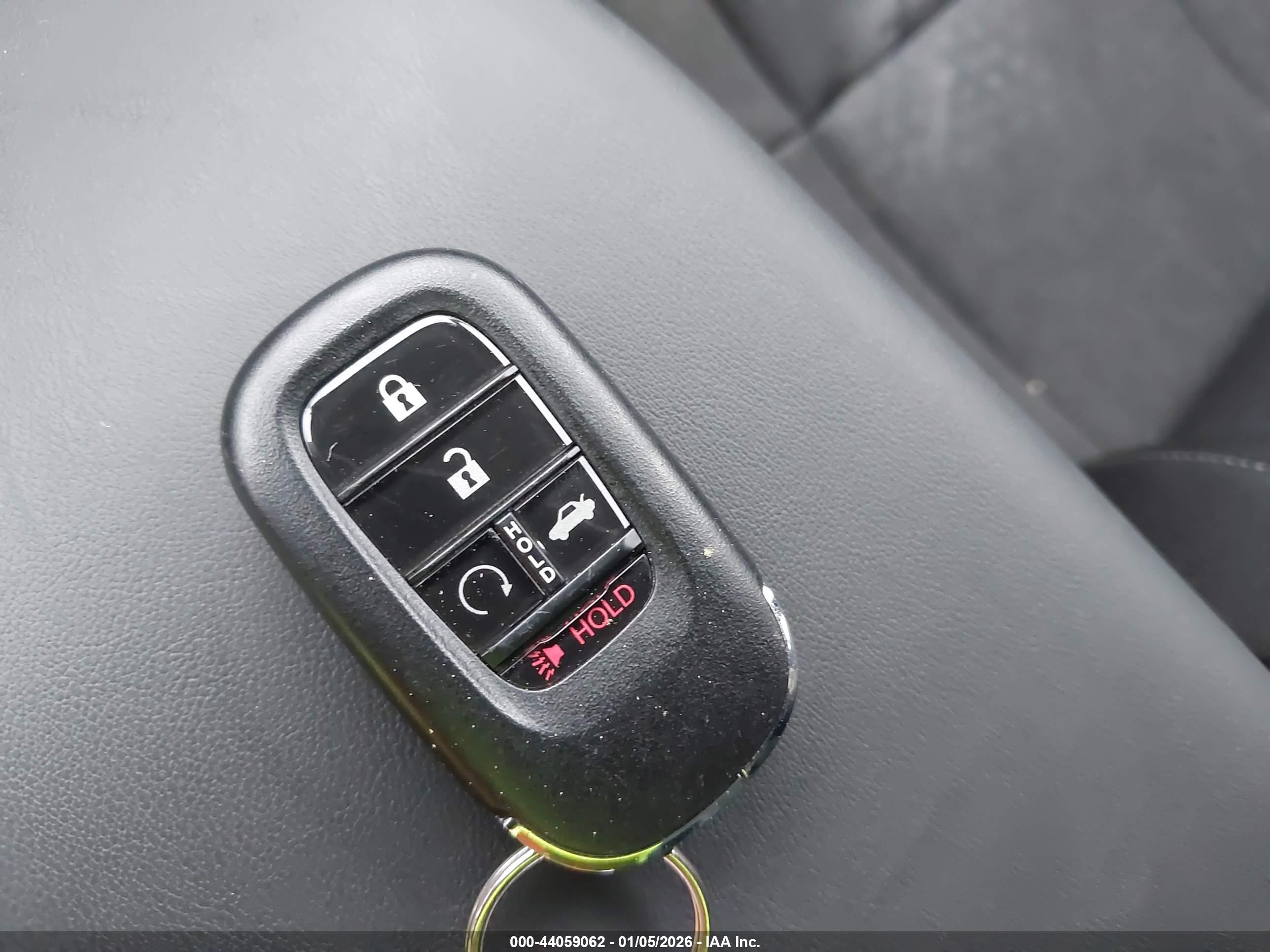 HONDA ACCORD image 11