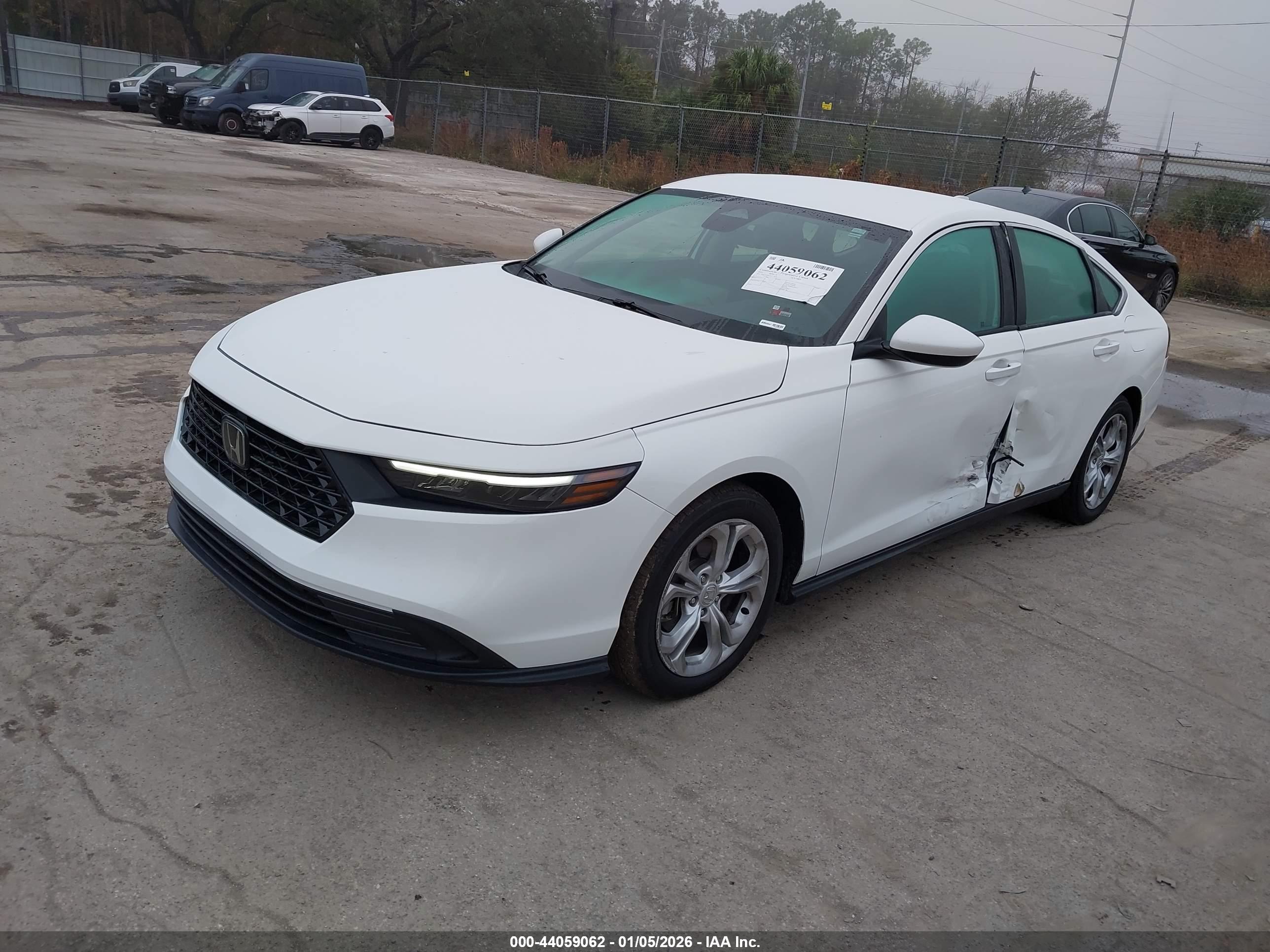 HONDA ACCORD image 2