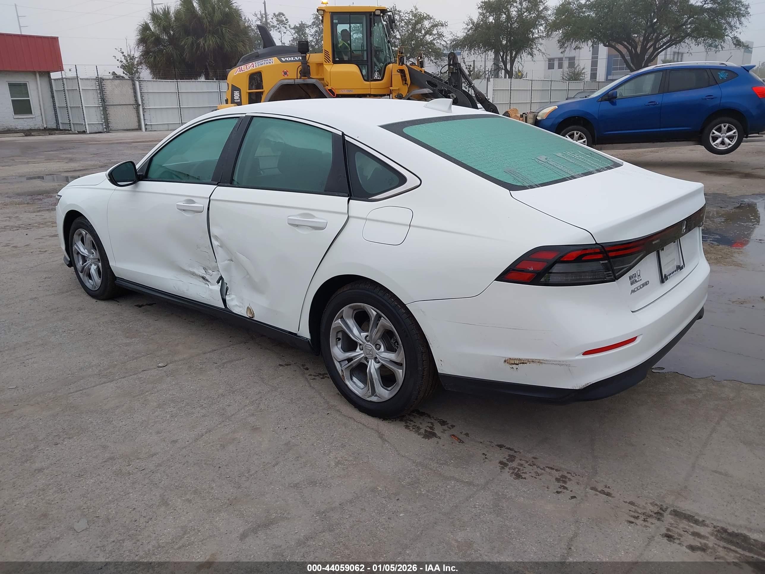 HONDA ACCORD image 3