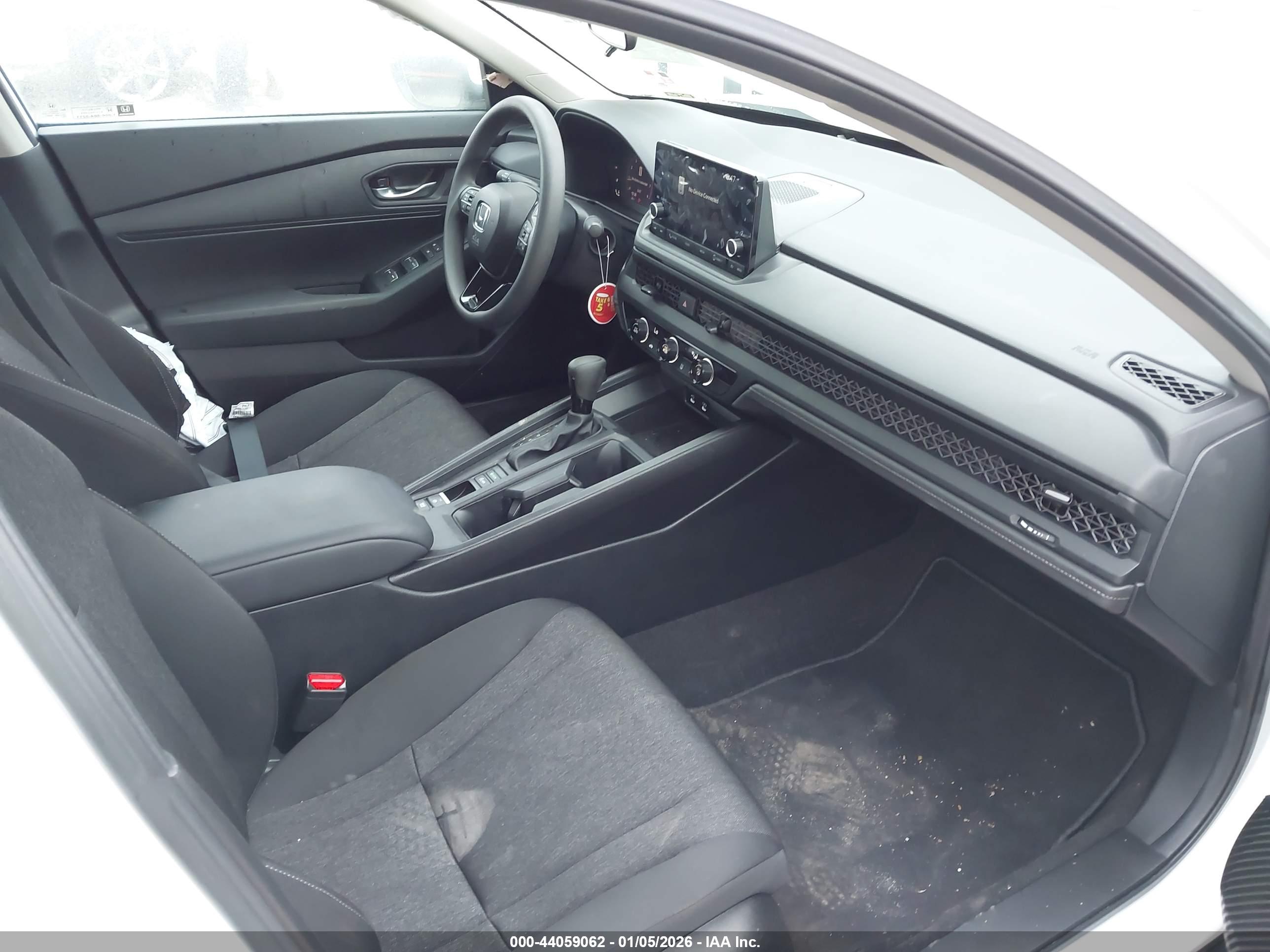 HONDA ACCORD image 5
