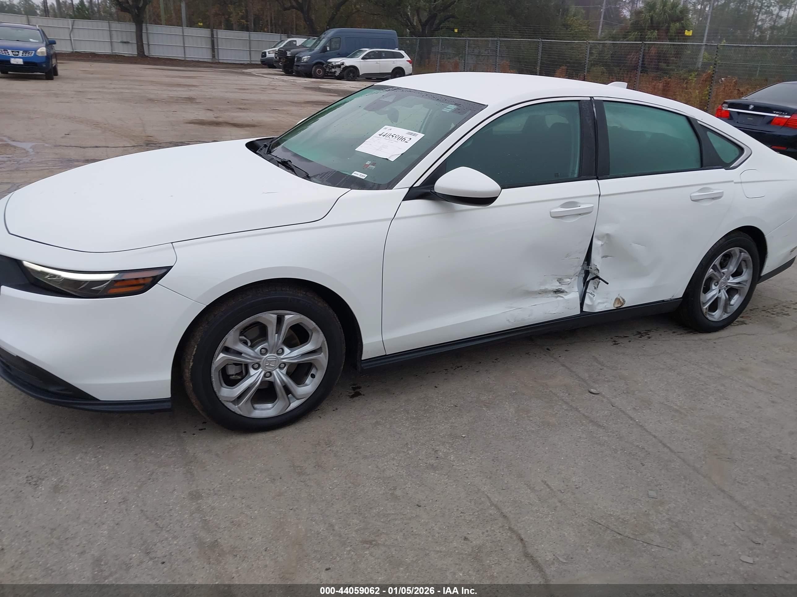HONDA ACCORD image 6