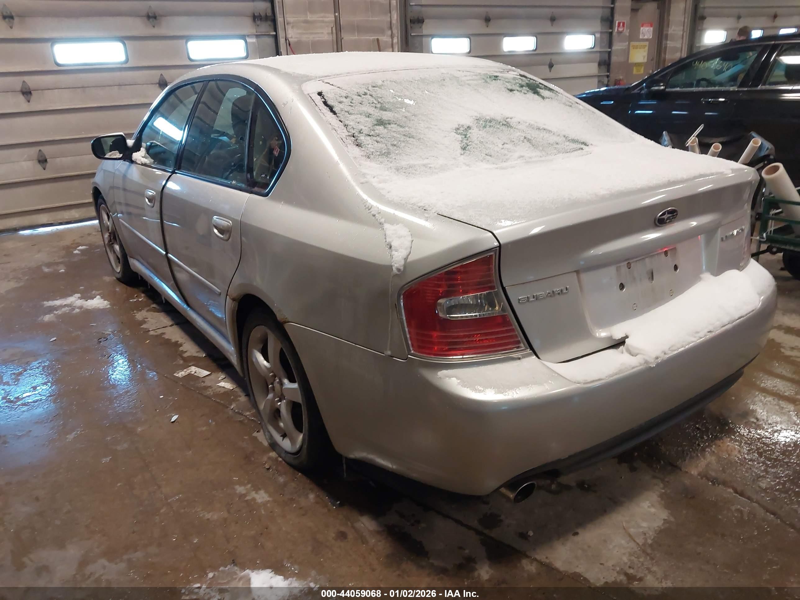 SUBARU LEGACY image 3