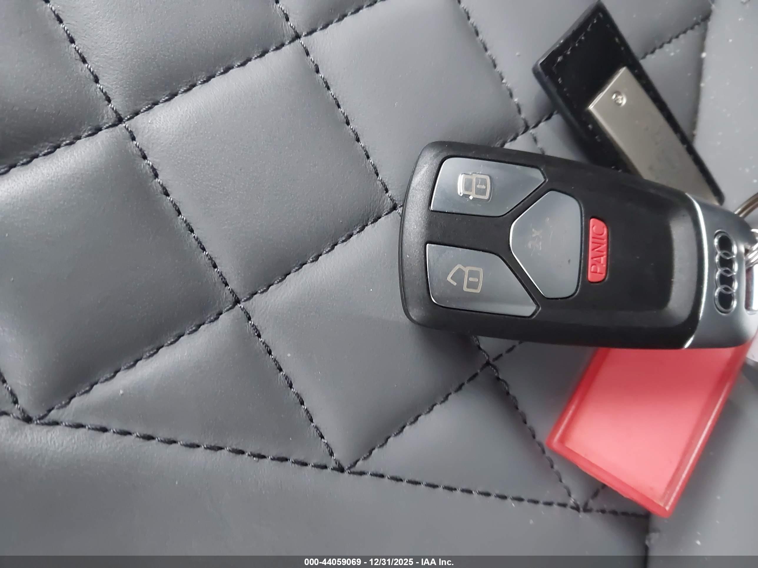 AUDI S5 image 11