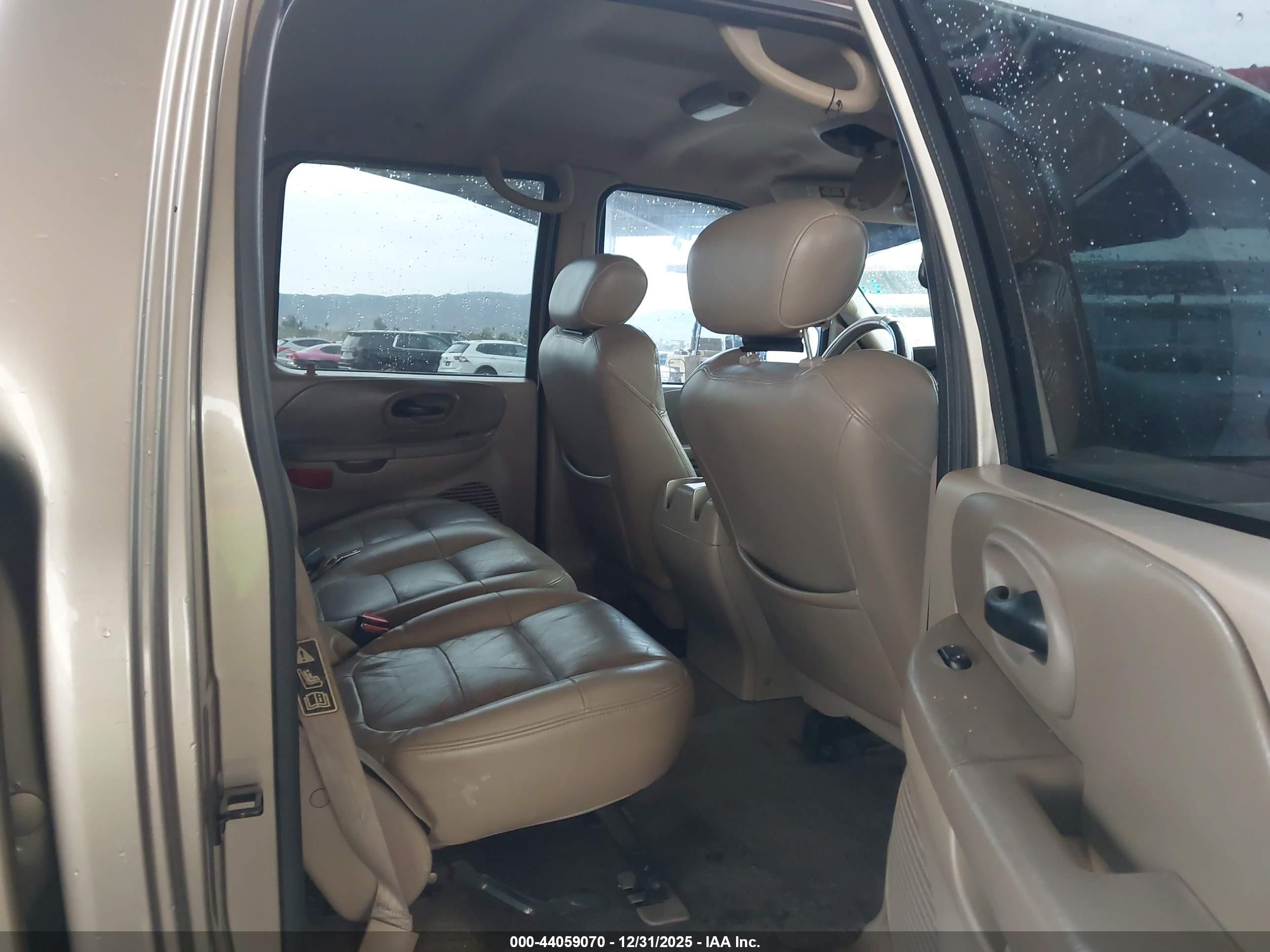 FORD F-150 image 8
