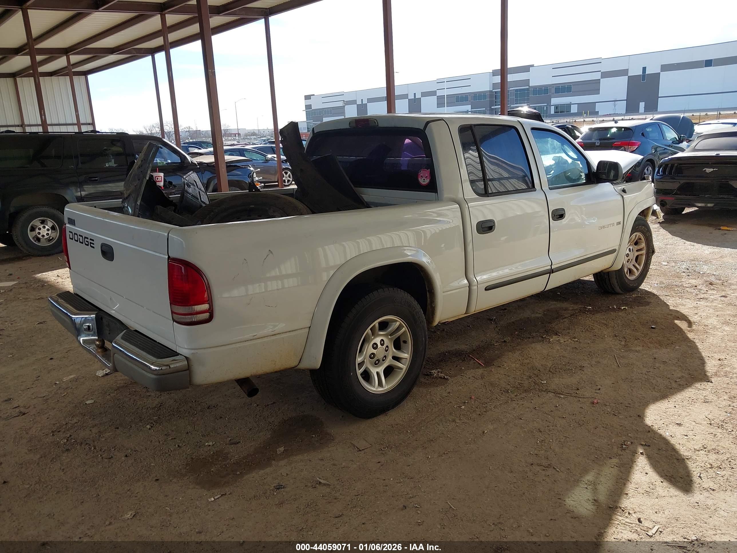 DODGE DAKOTA image 4