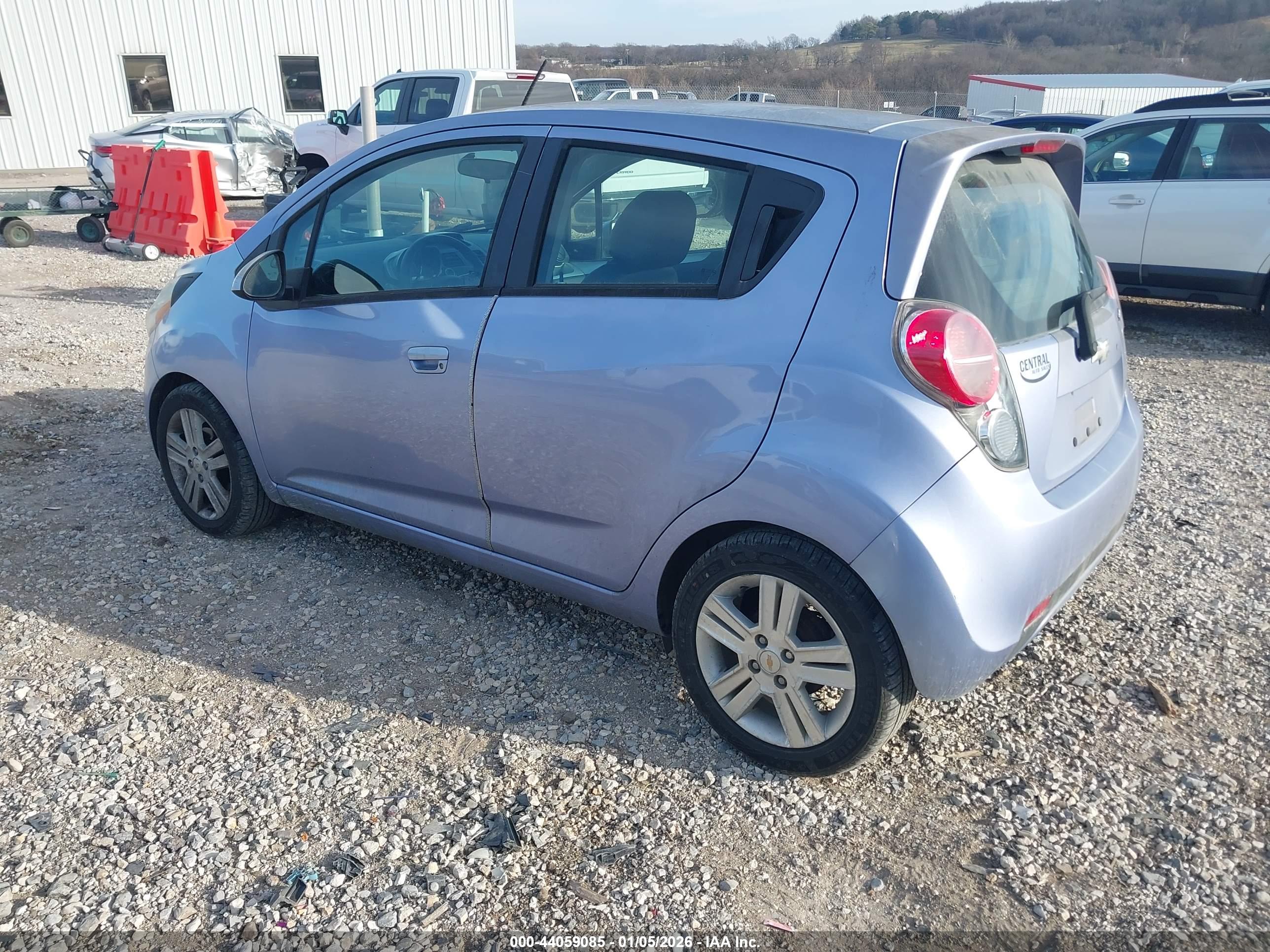CHEVROLET SPARK image 3