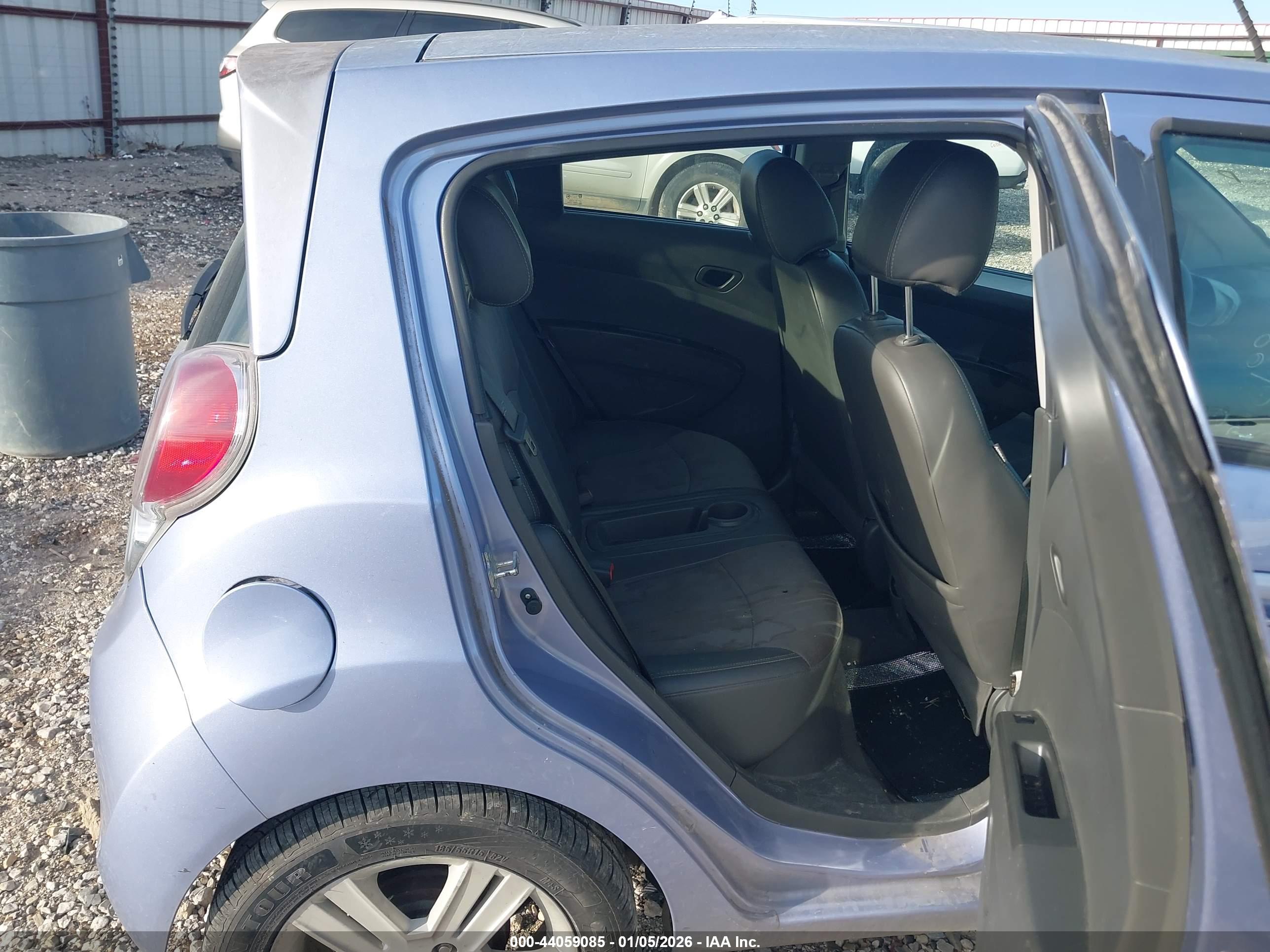 CHEVROLET SPARK image 8