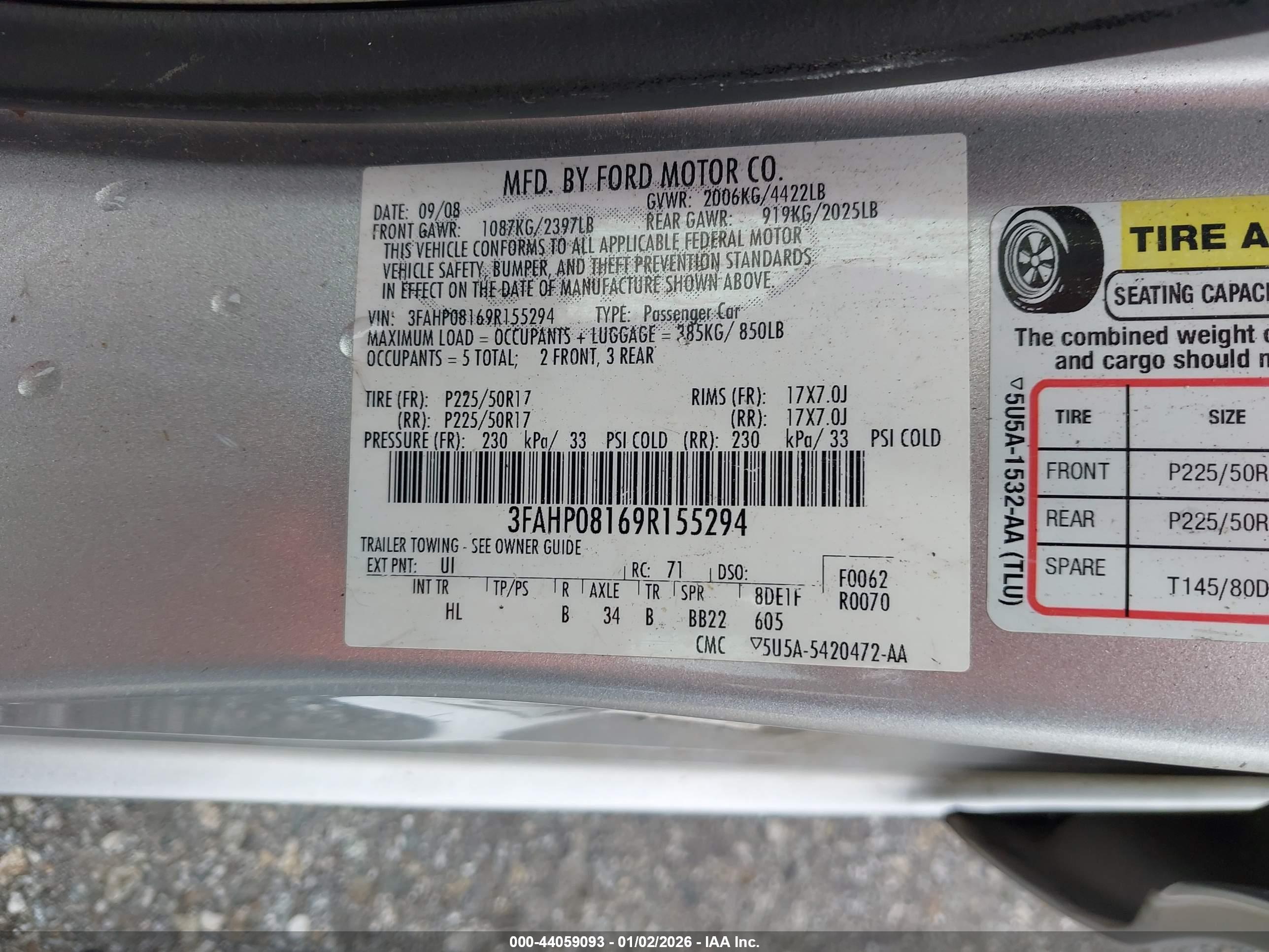 FORD FUSION image 9