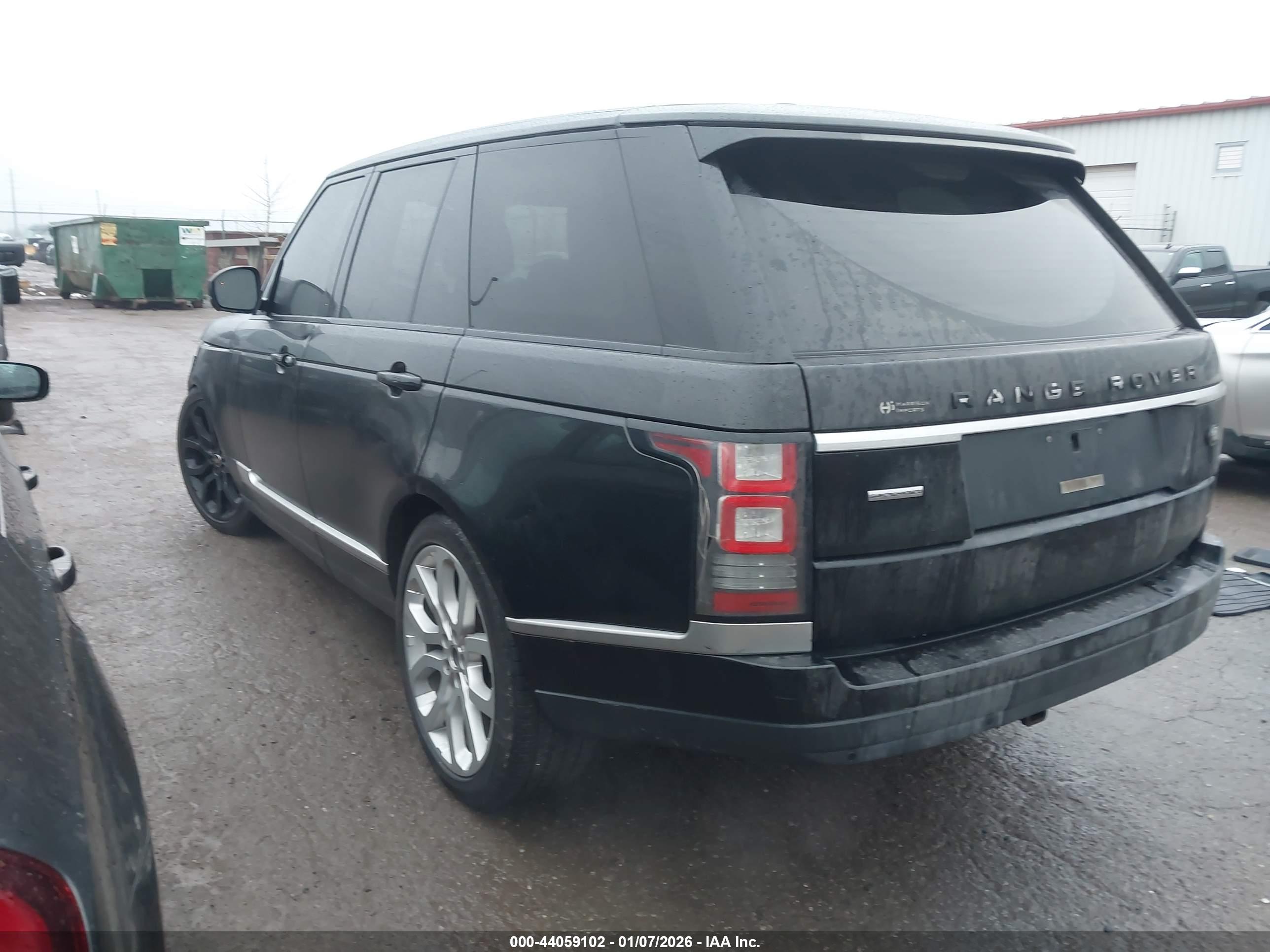 LAND ROVER image 3