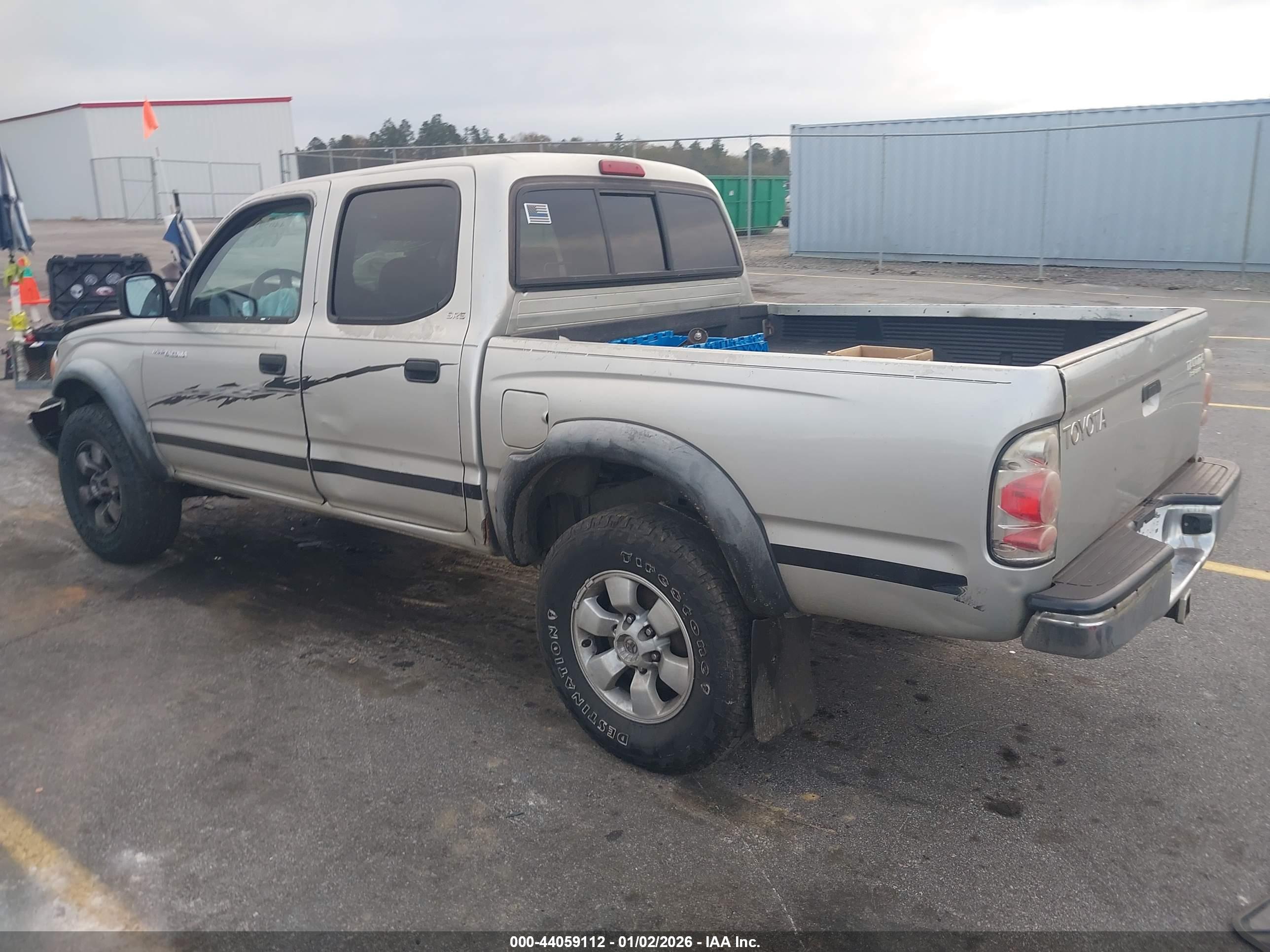 TOYOTA TACOMA image 3