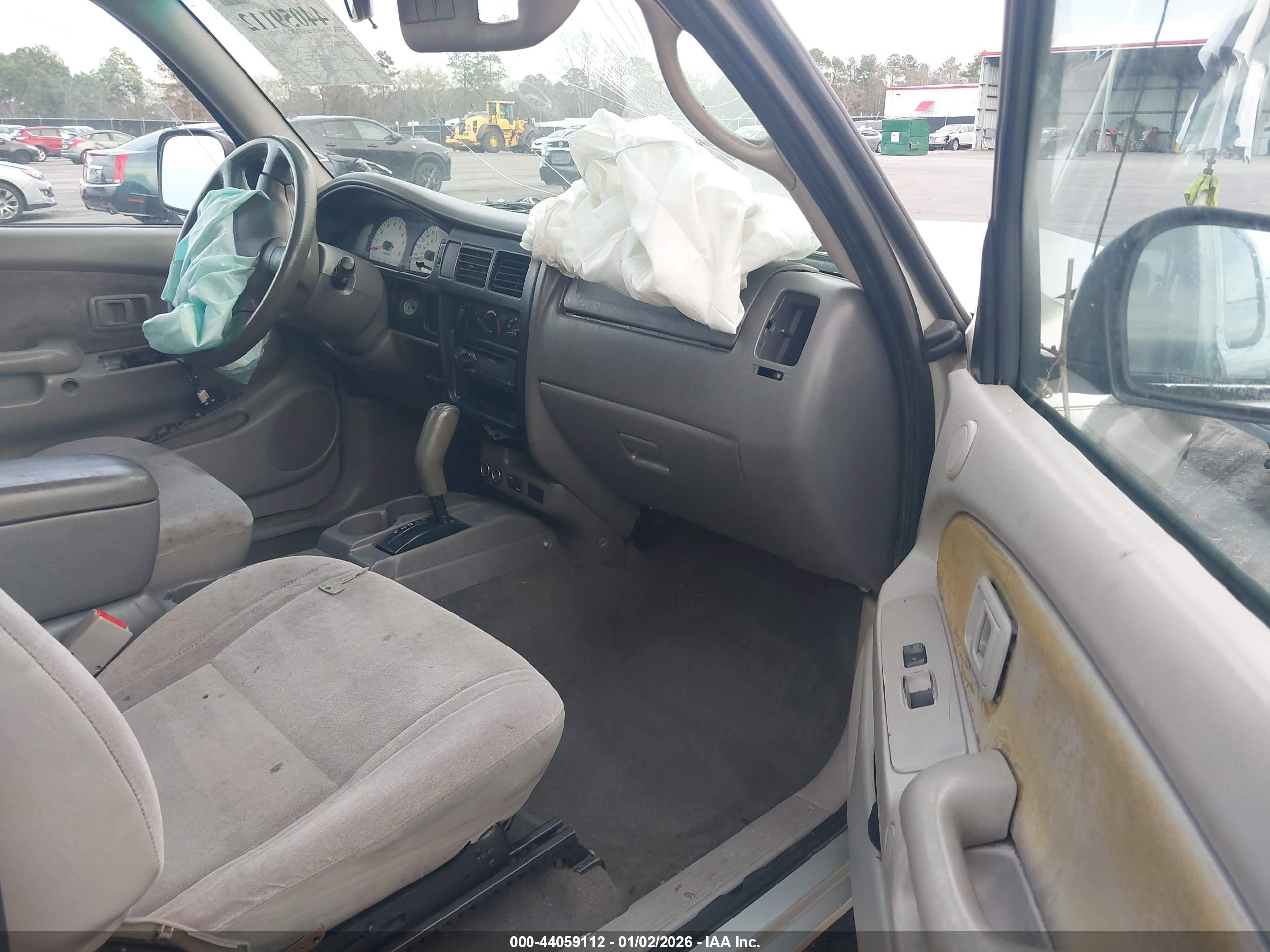 TOYOTA TACOMA image 5