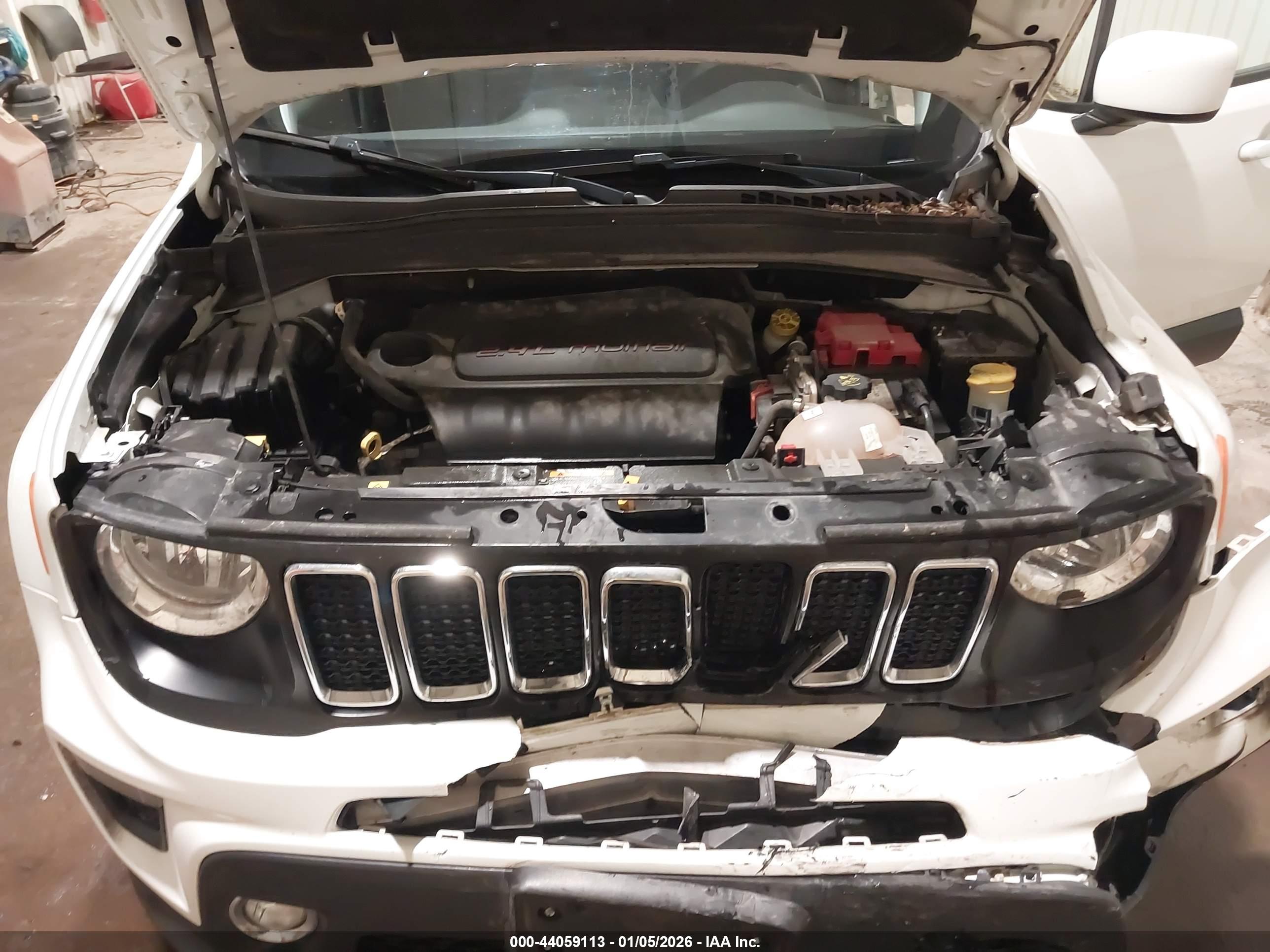 JEEP RENEGADE image 10