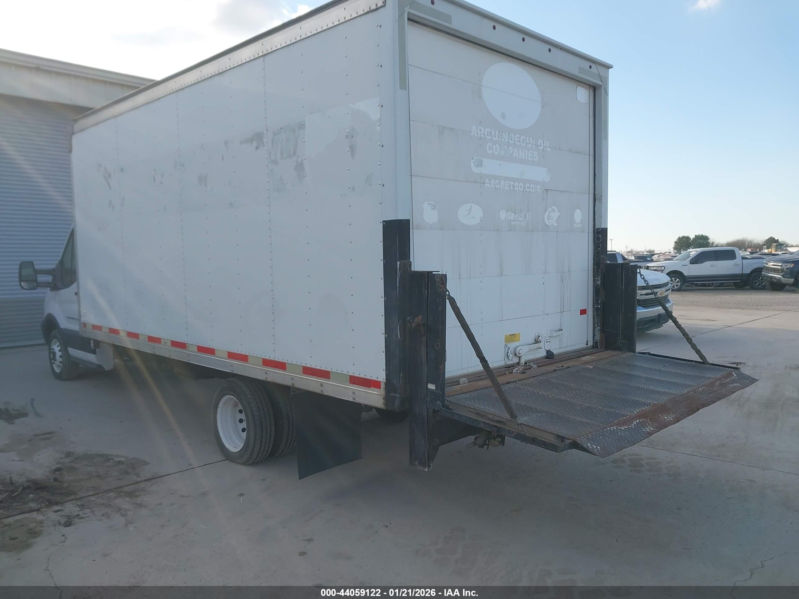 FORD TRANSIT-350 image 3