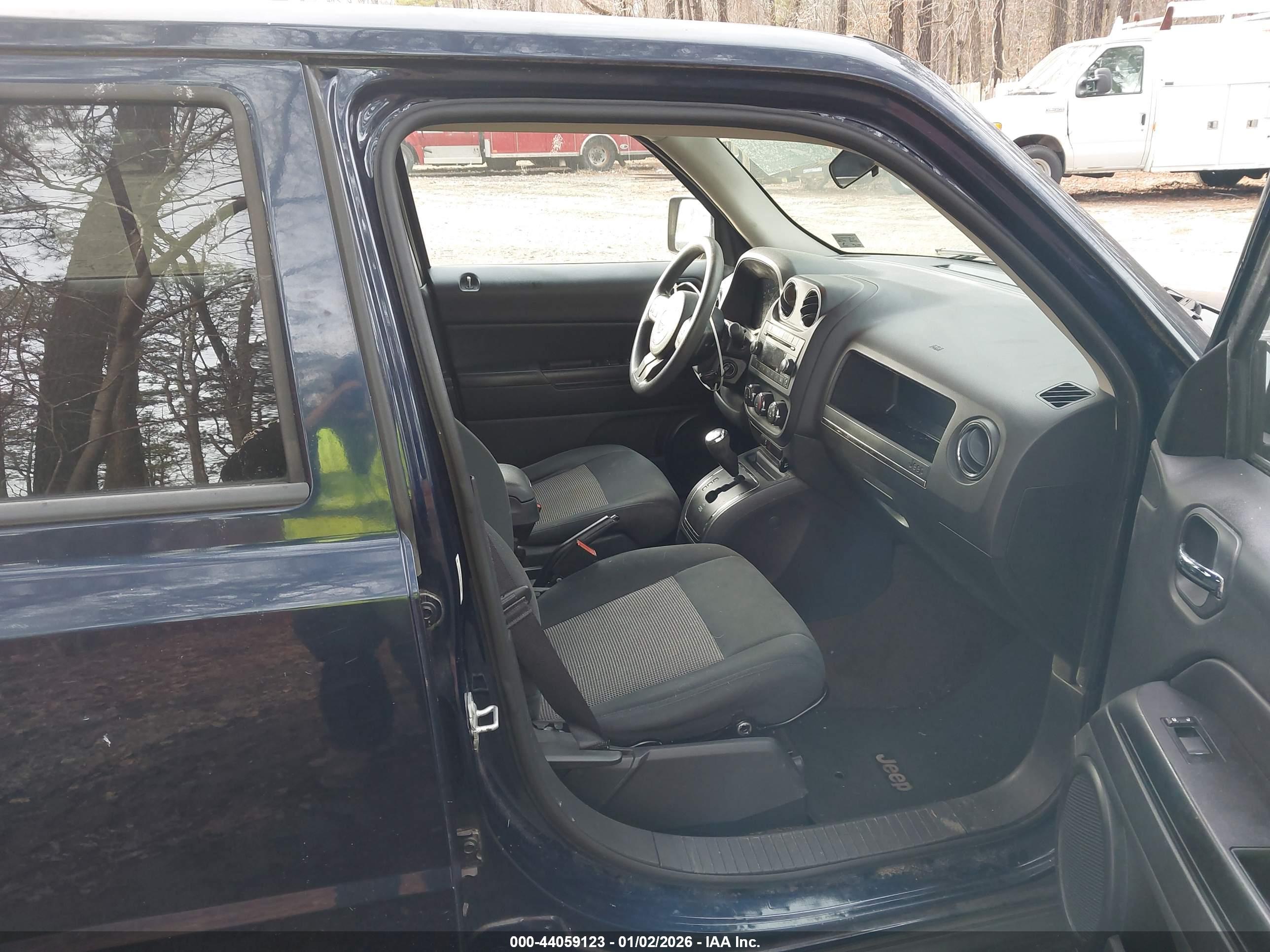 JEEP PATRIOT image 5