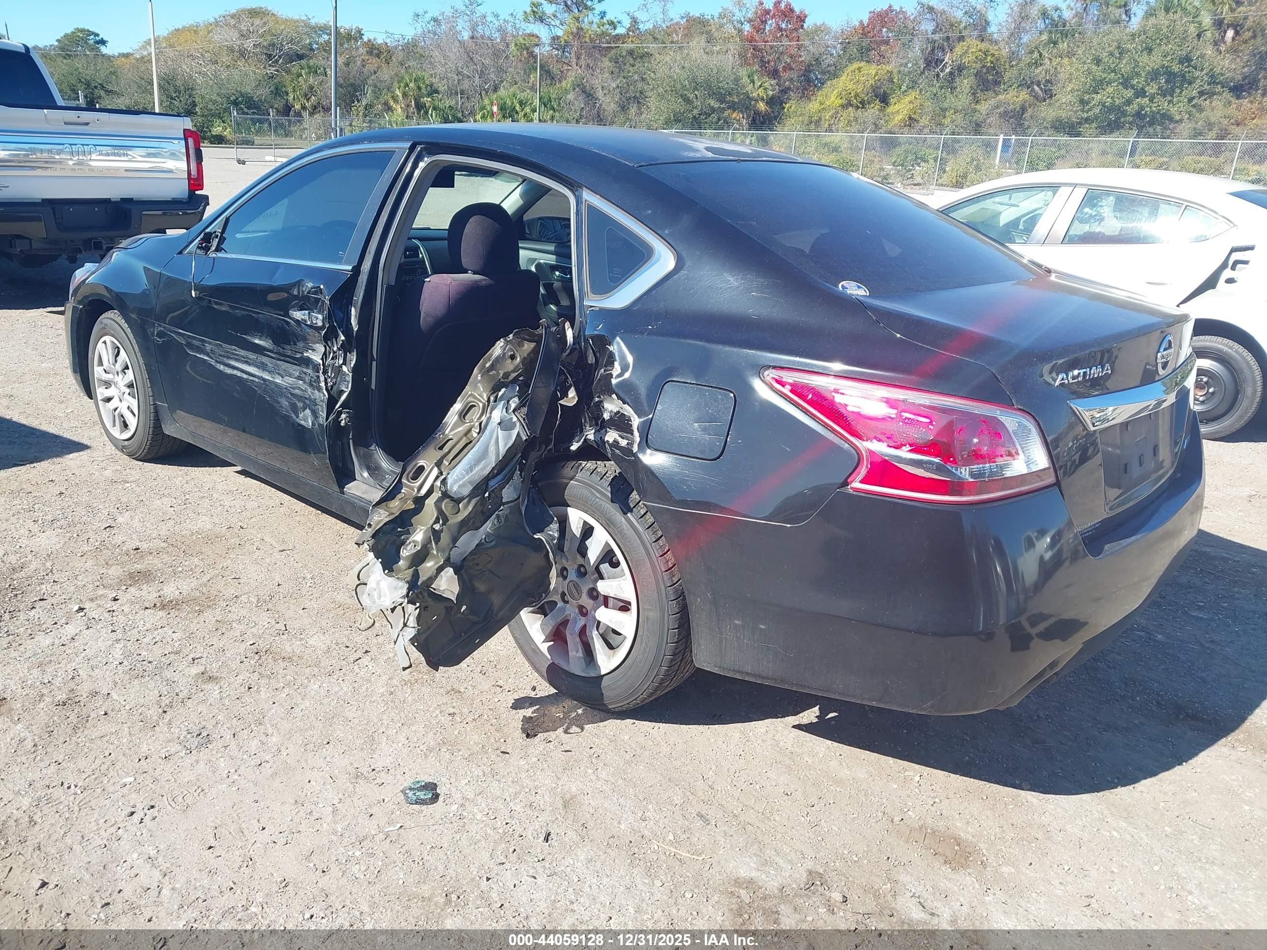 NISSAN ALTIMA image 3