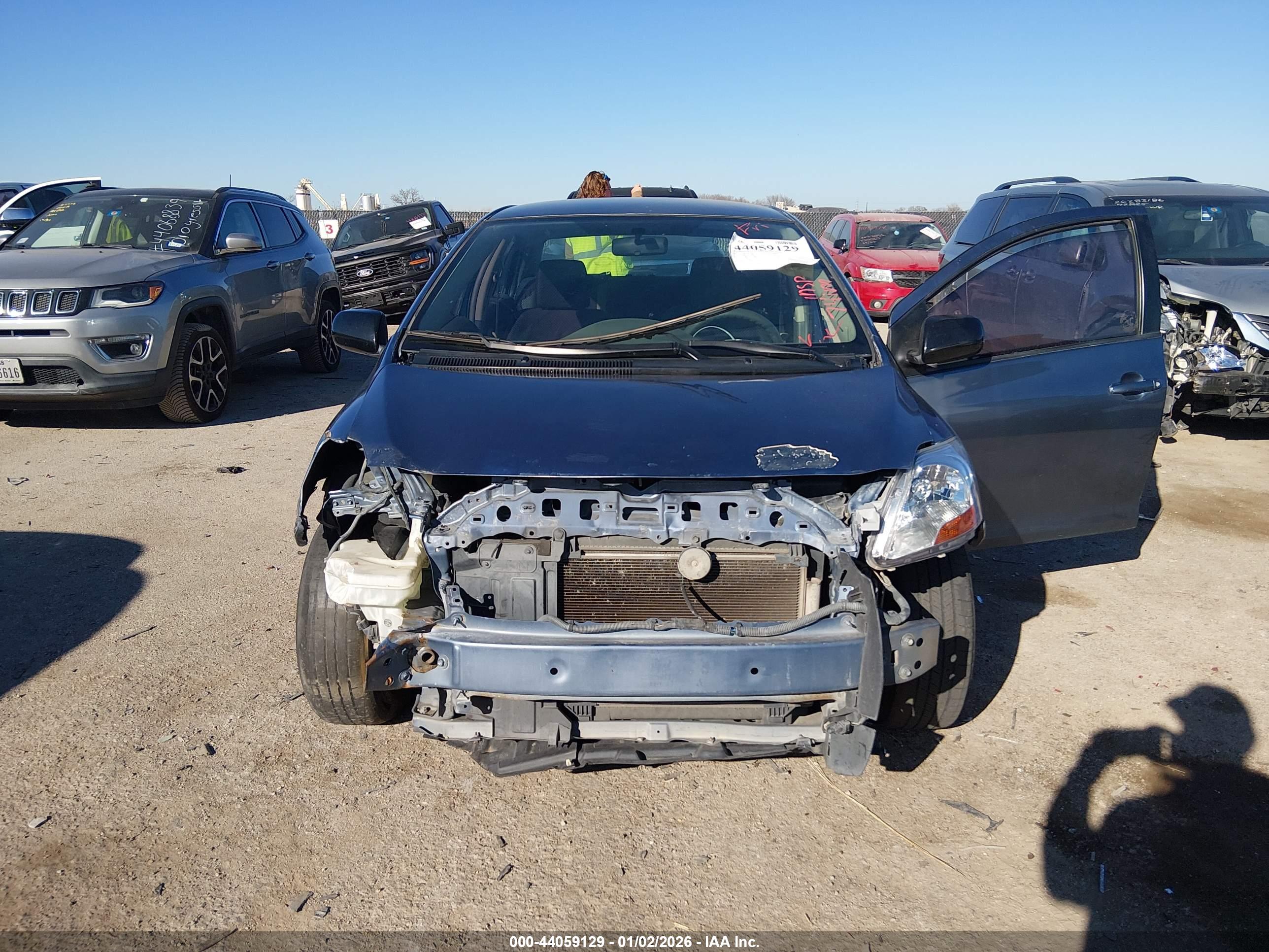 TOYOTA YARIS image 6