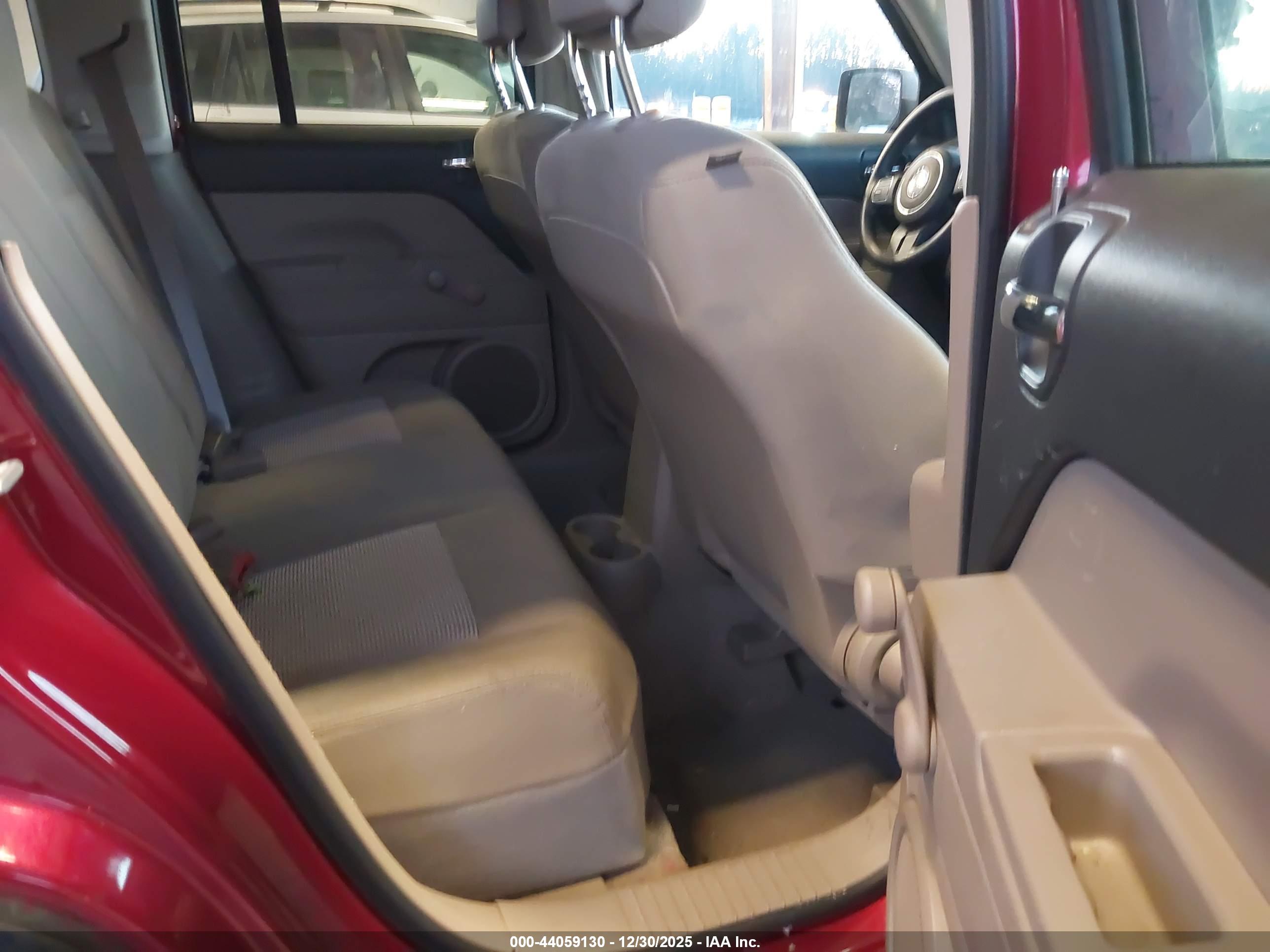 JEEP PATRIOT image 8