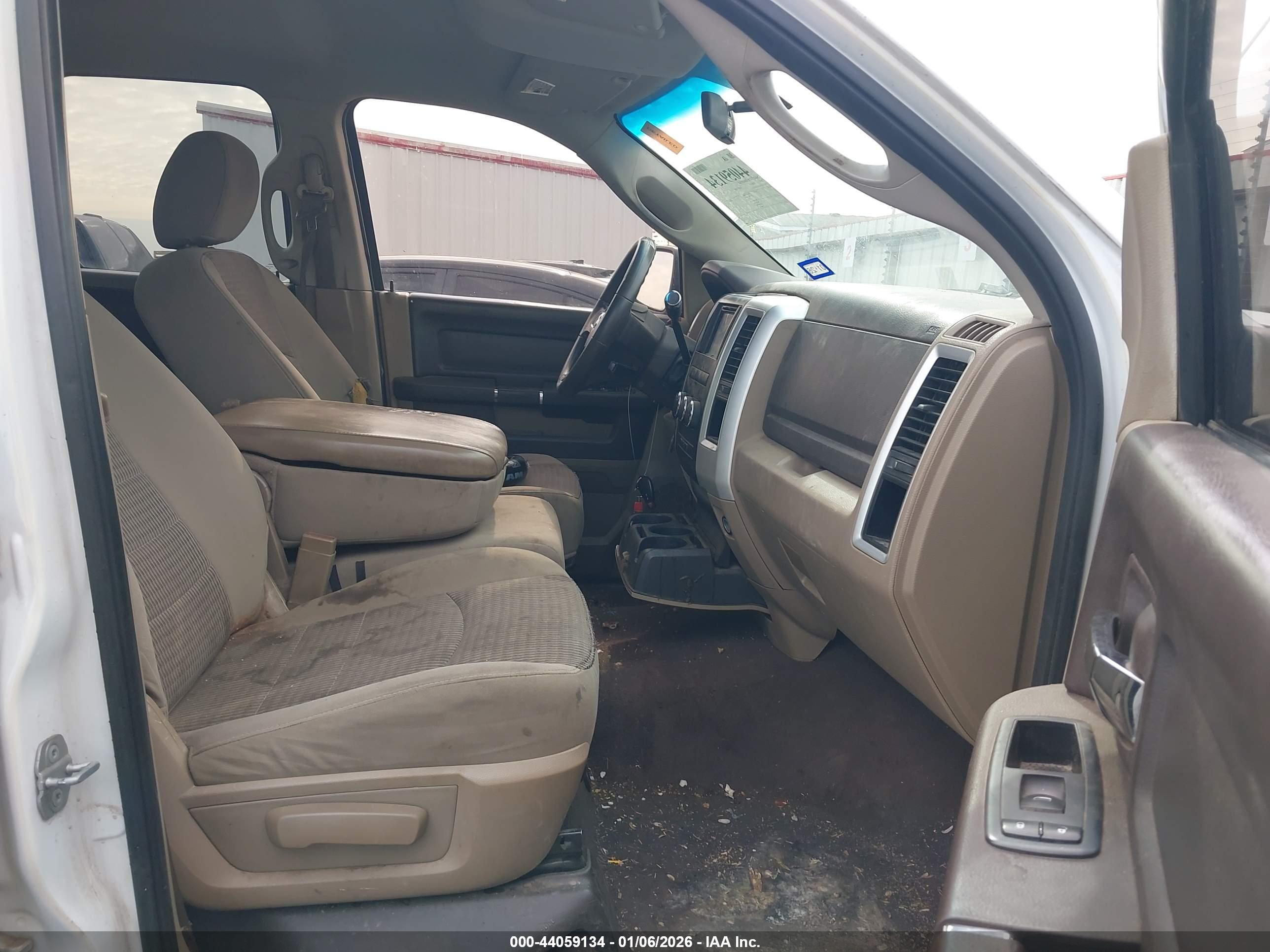 DODGE RAM image 5