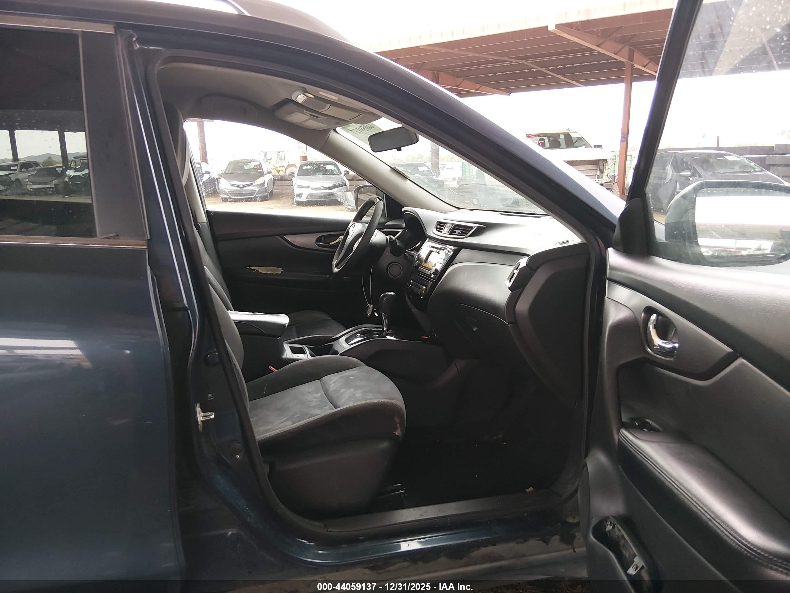 NISSAN ROGUE image 5
