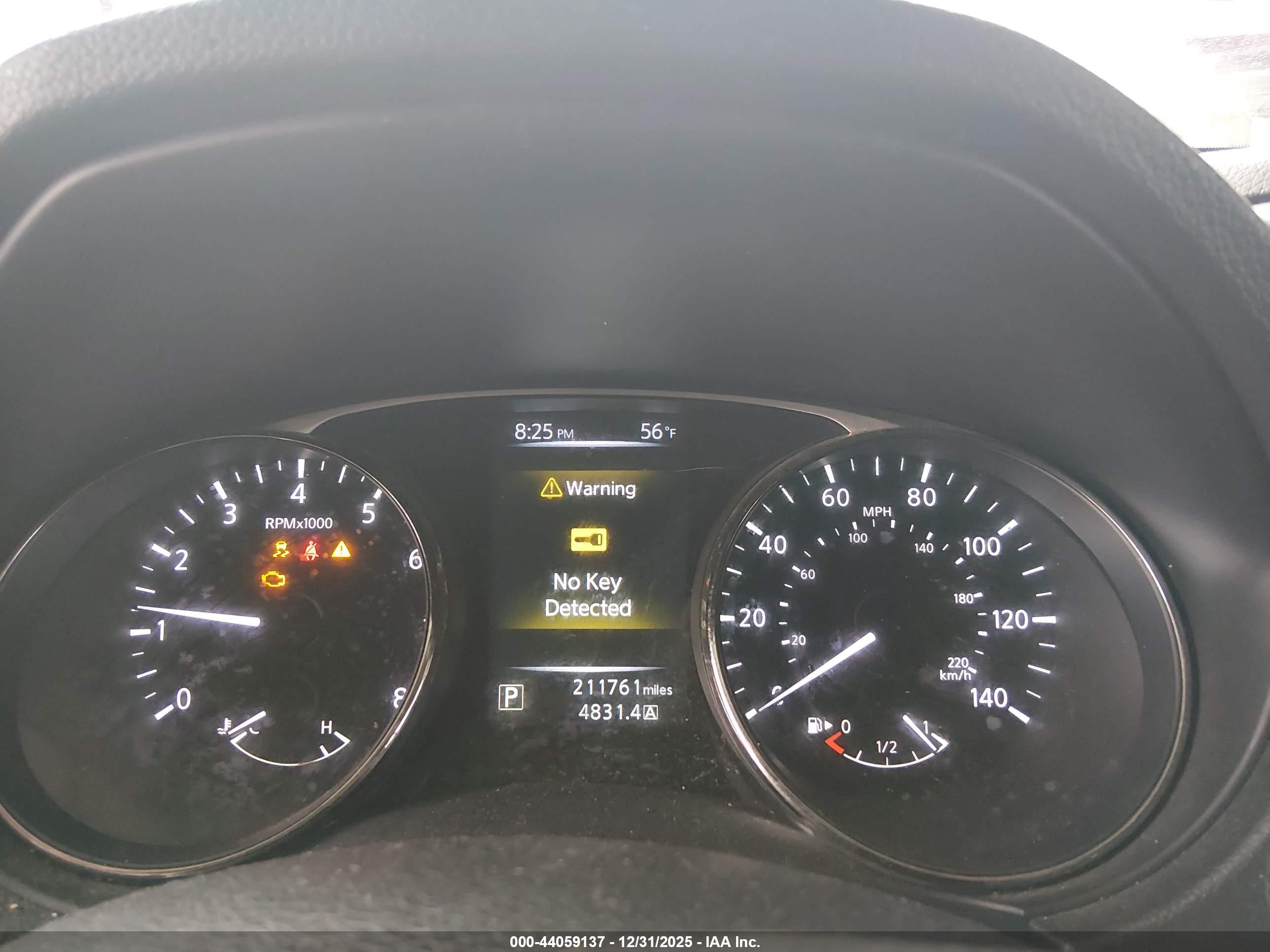 NISSAN ROGUE image 7