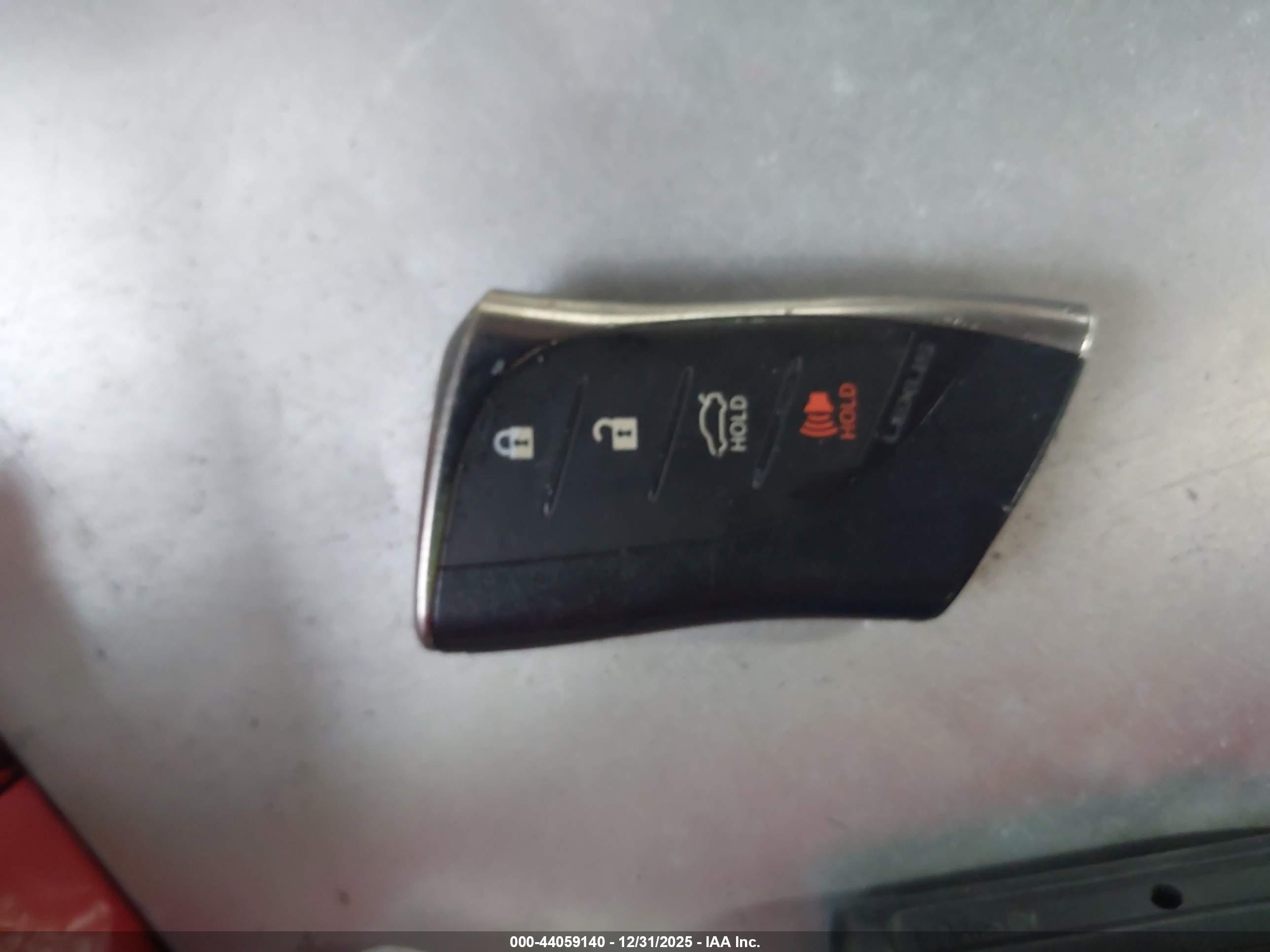 LEXUS ES image 11