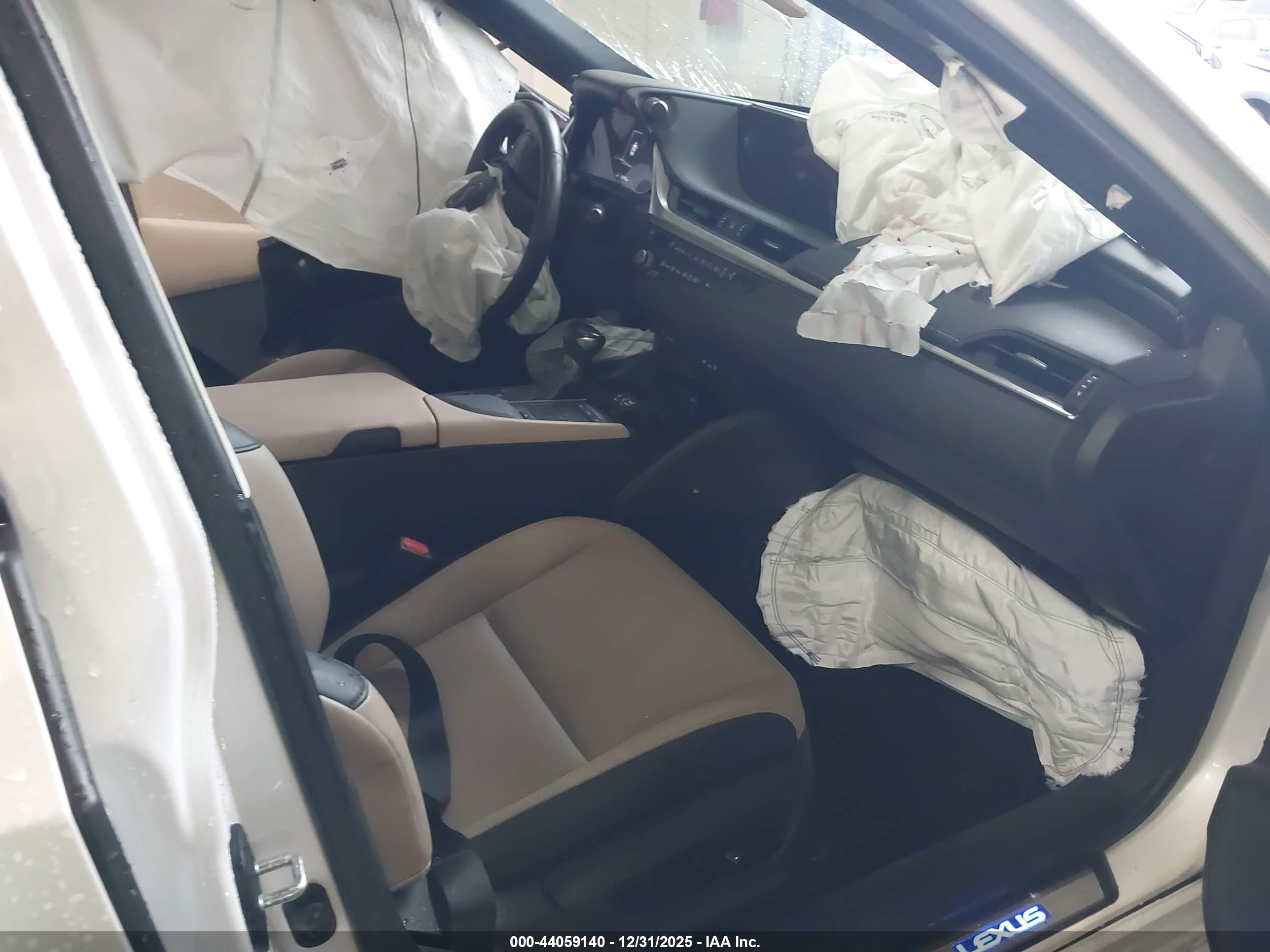 LEXUS ES image 5