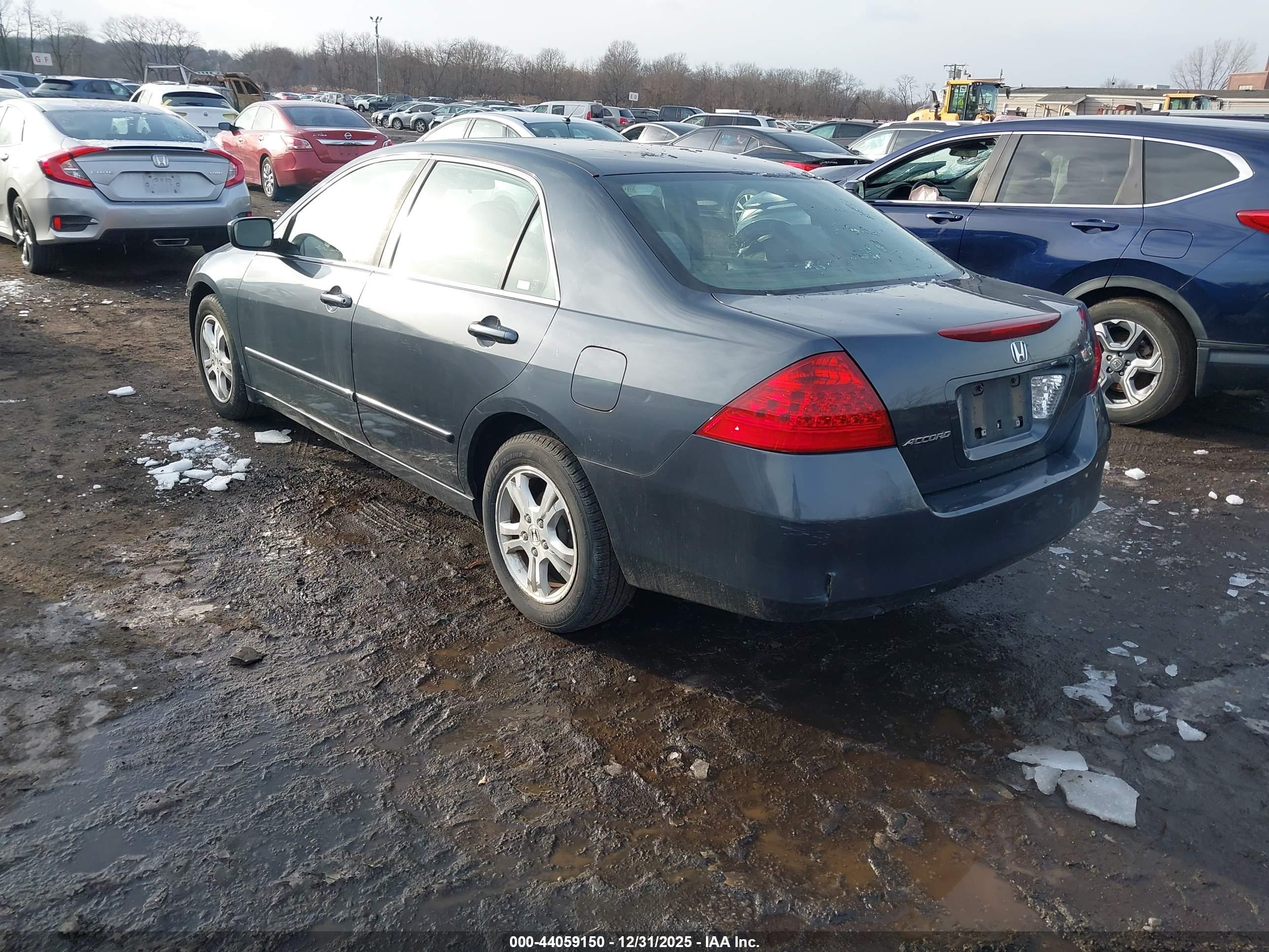 HONDA ACCORD image 3