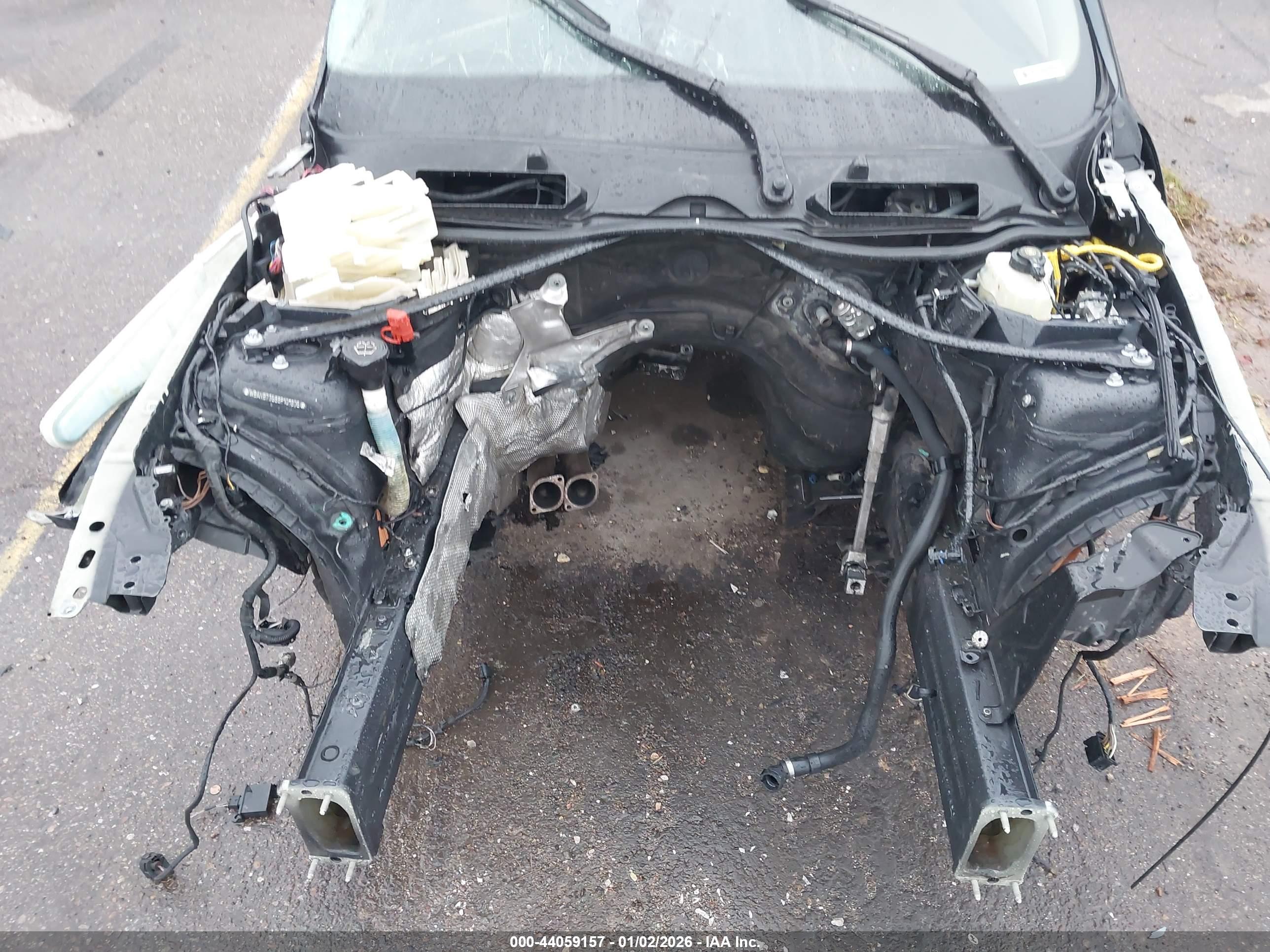 BMW 335I image 10