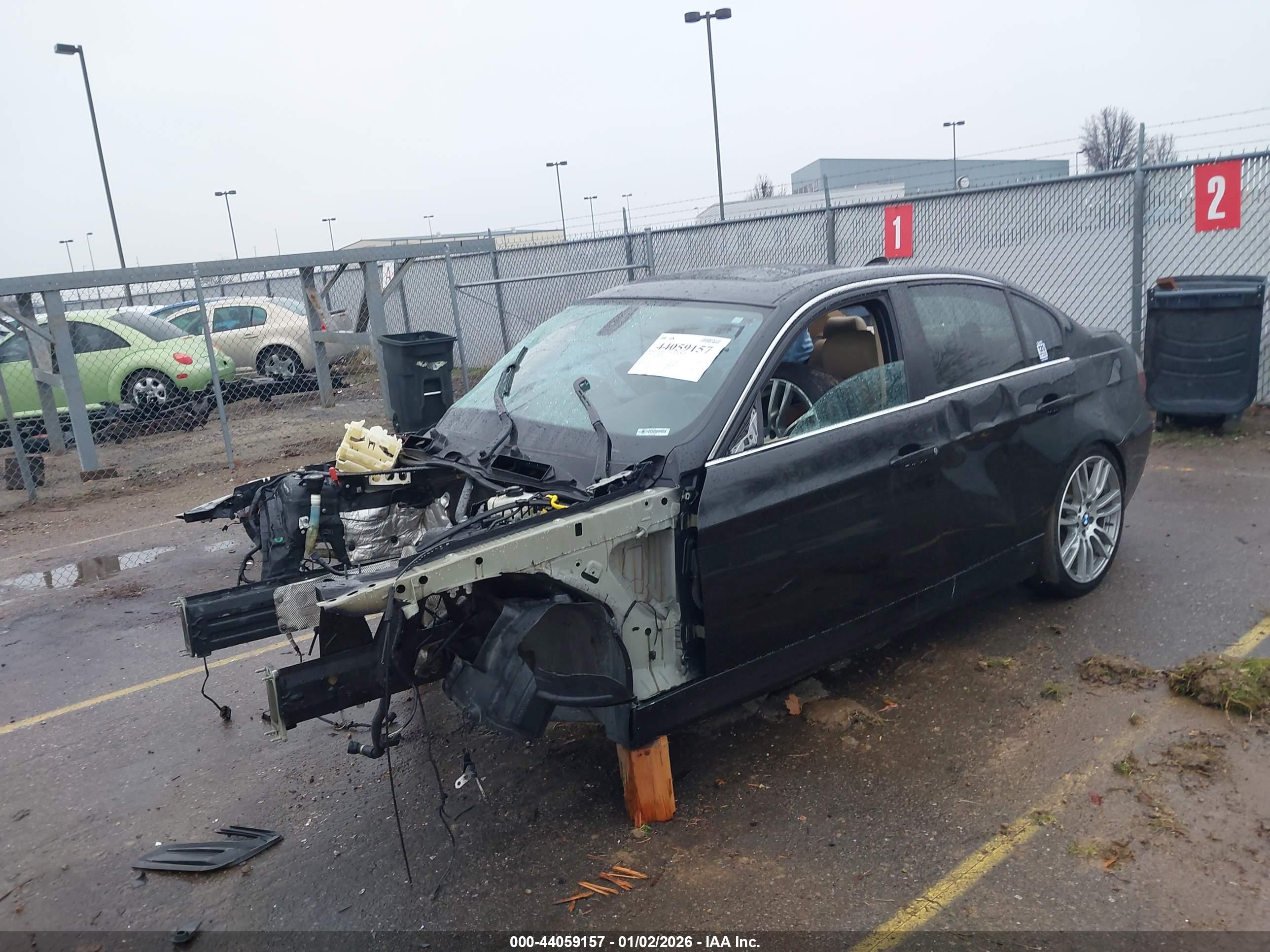 BMW 335I image 2
