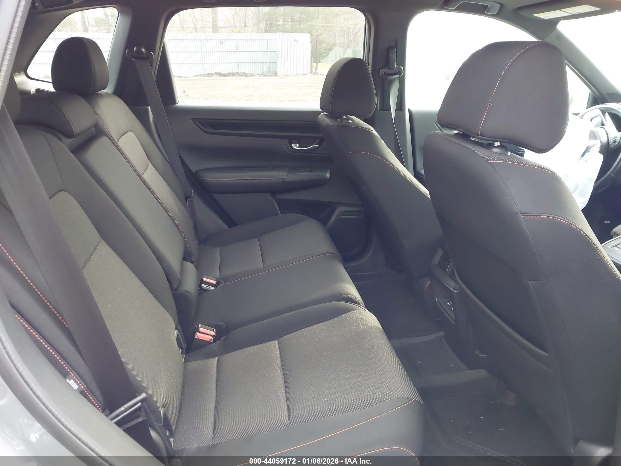 HONDA CR-V image 8
