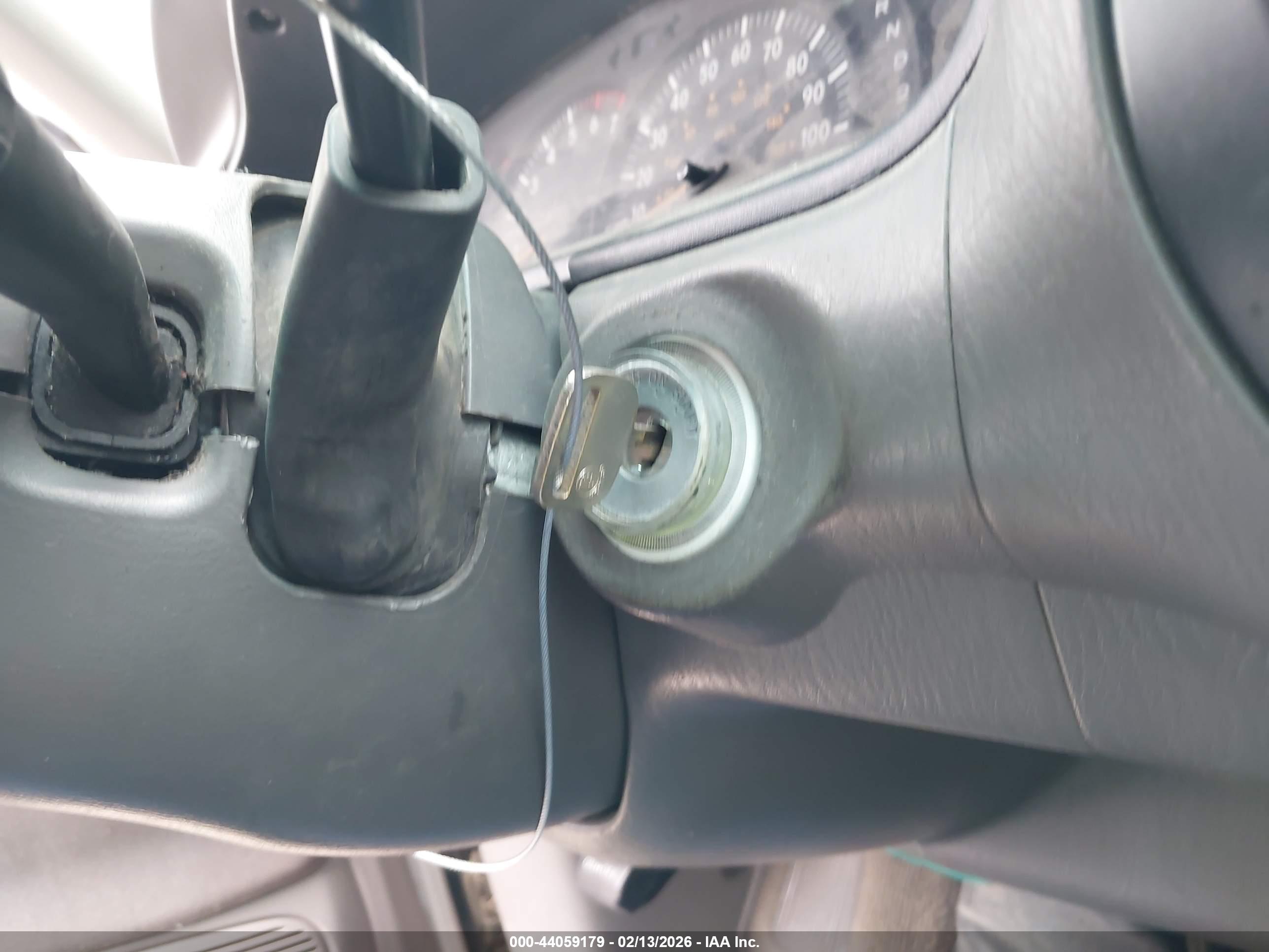 TOYOTA TUNDRA image 11