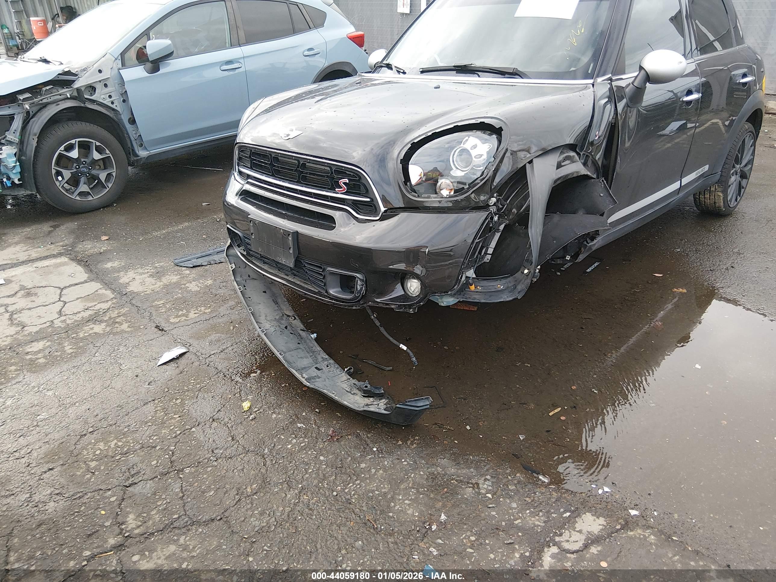 MINI COUNTRYMAN image 6
