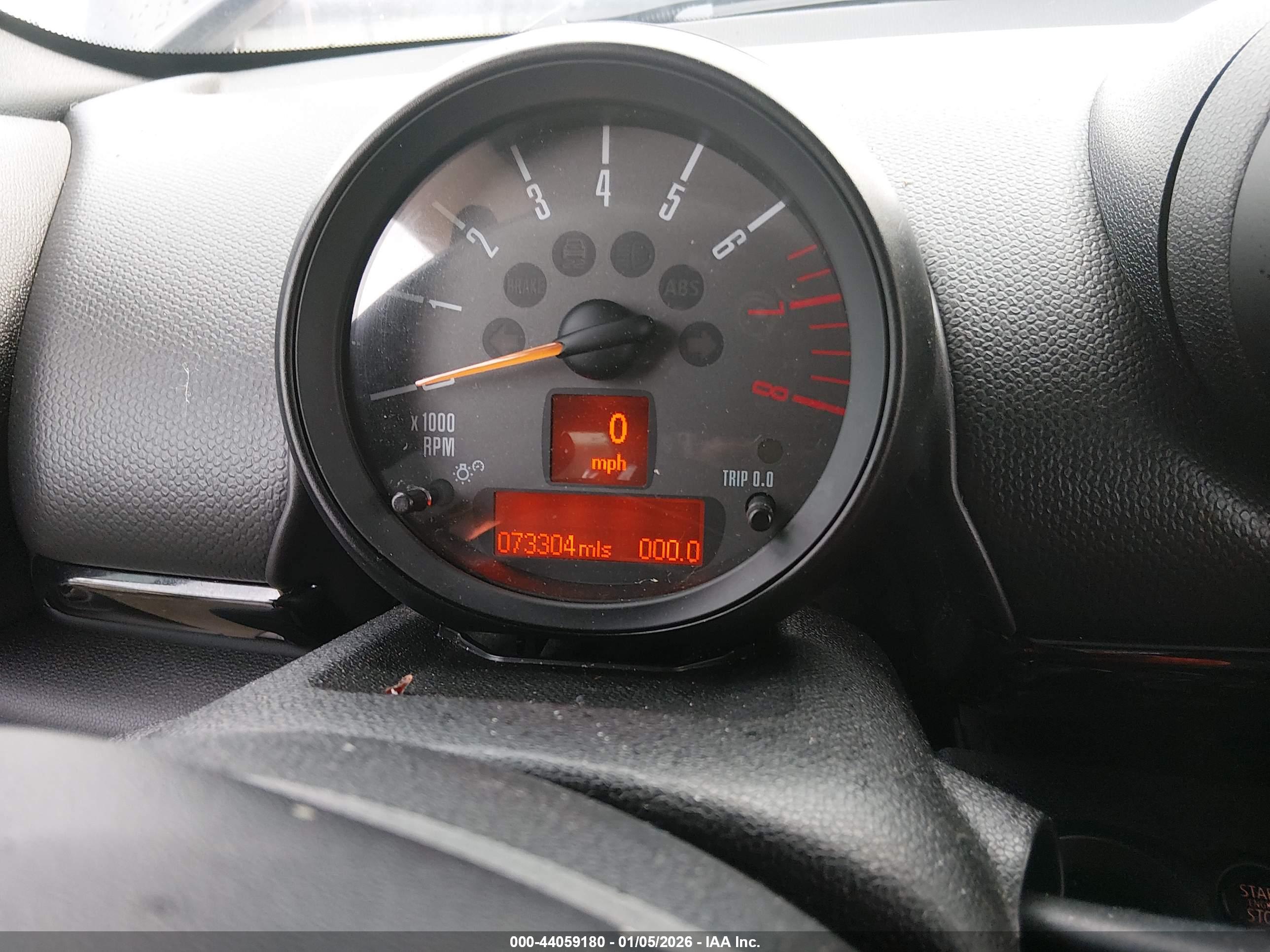 MINI COUNTRYMAN image 7