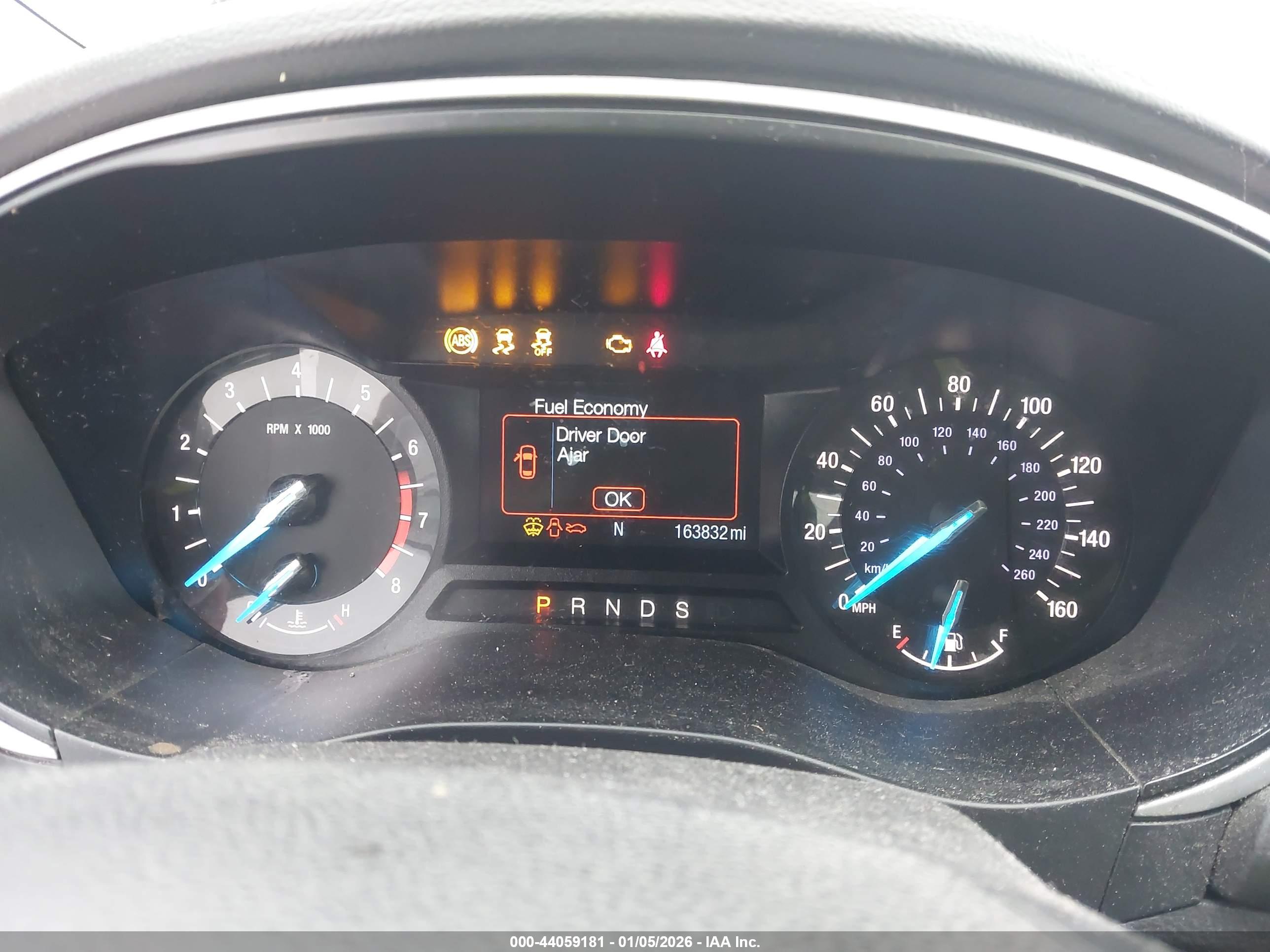 FORD FUSION image 7
