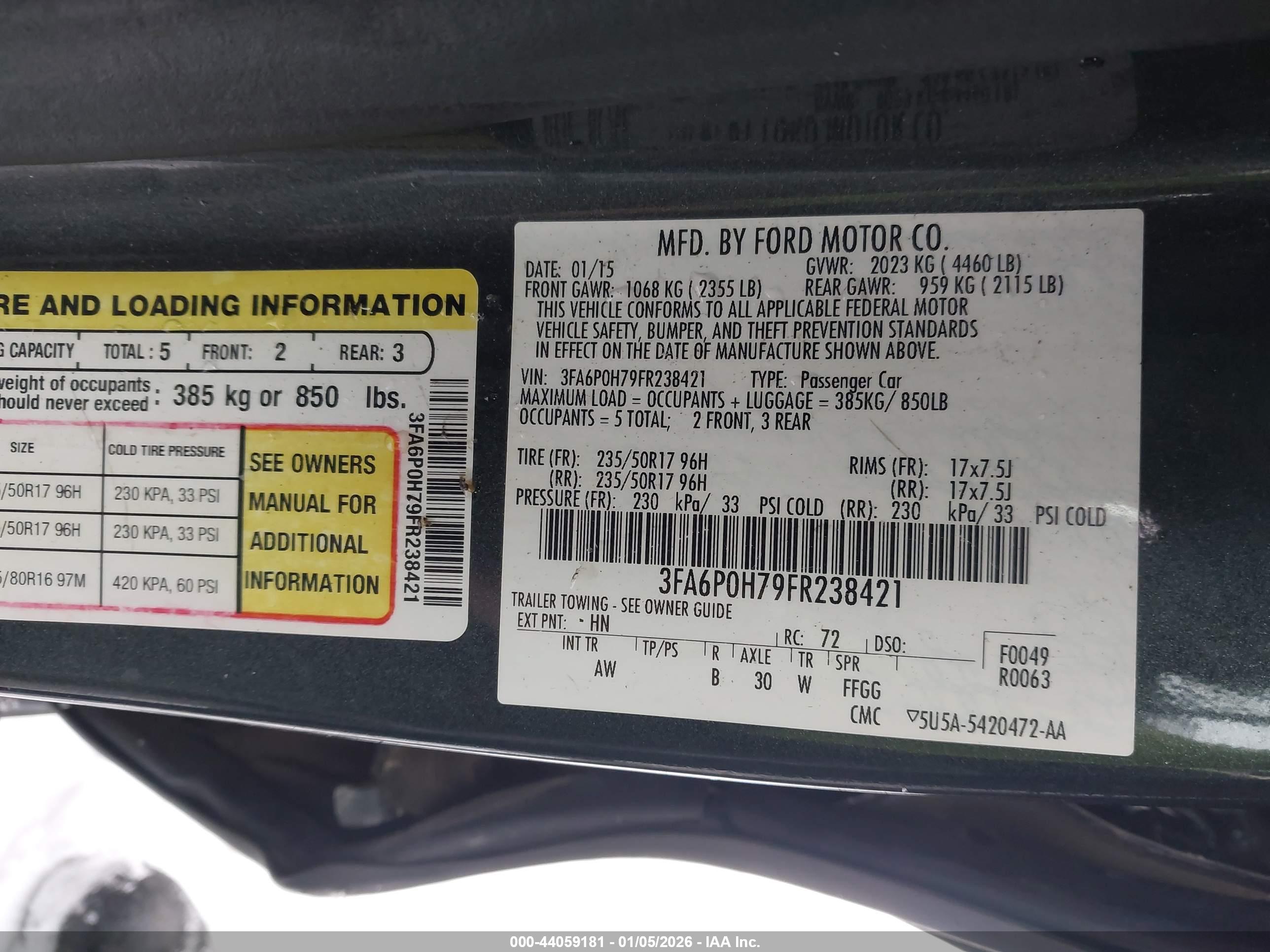 FORD FUSION image 9